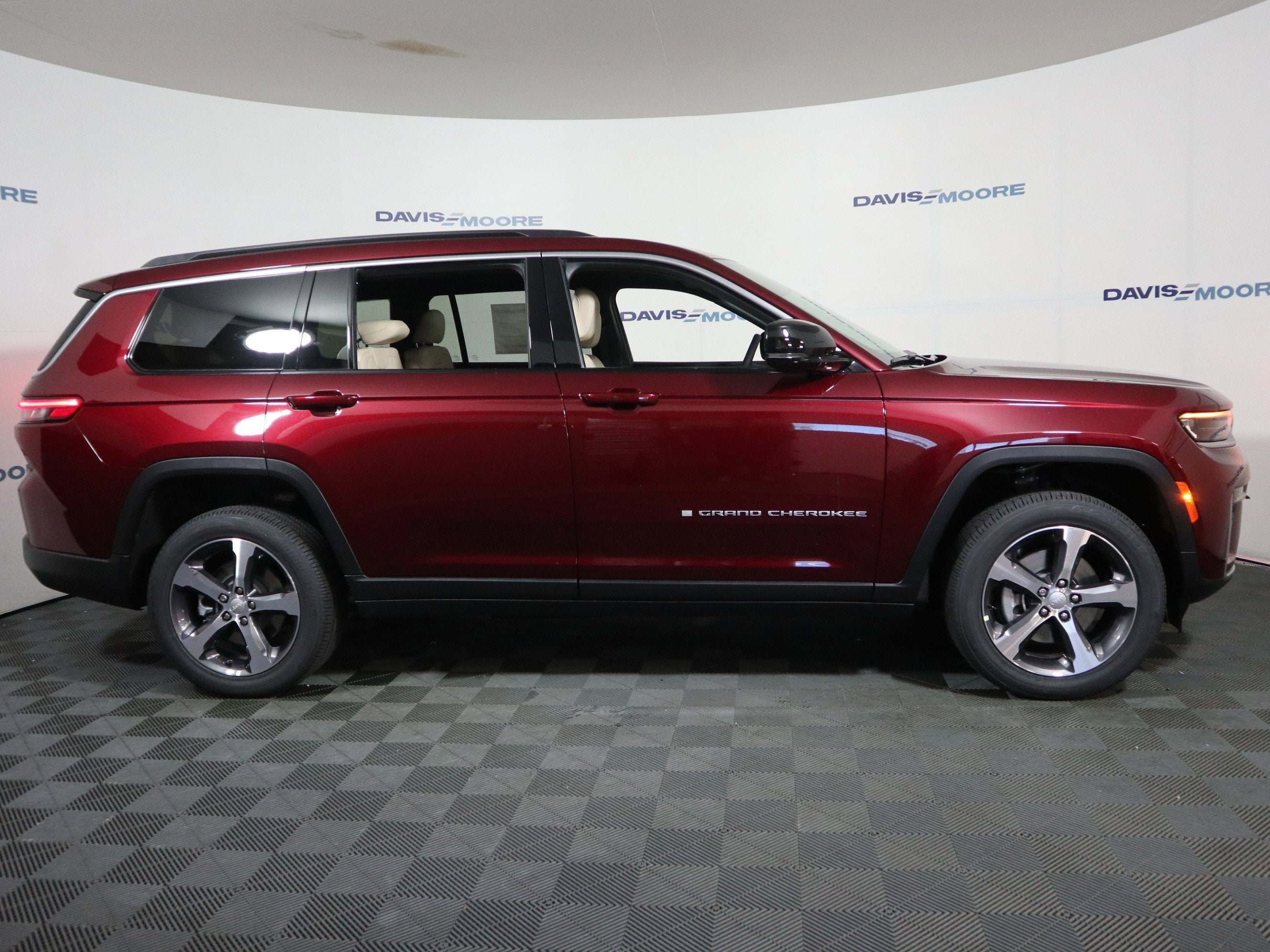 2026 Jeep Grand Cherokee L Limited 4x4