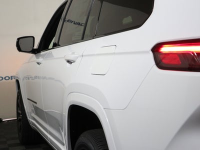2026 Jeep Grand Cherokee L Limited Reserve 4x4