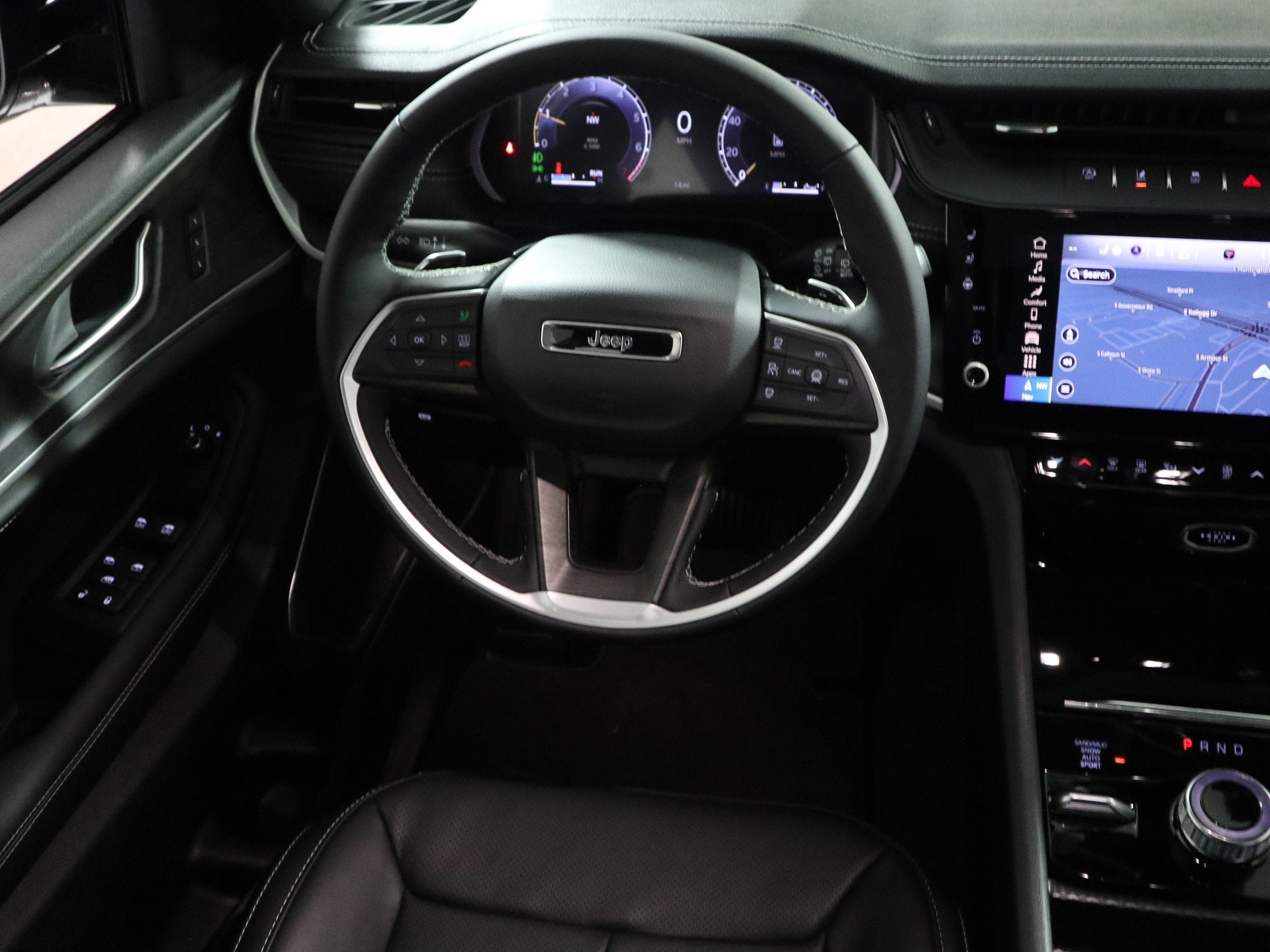 2026 Jeep Grand Cherokee L Limited Reserve 4x4