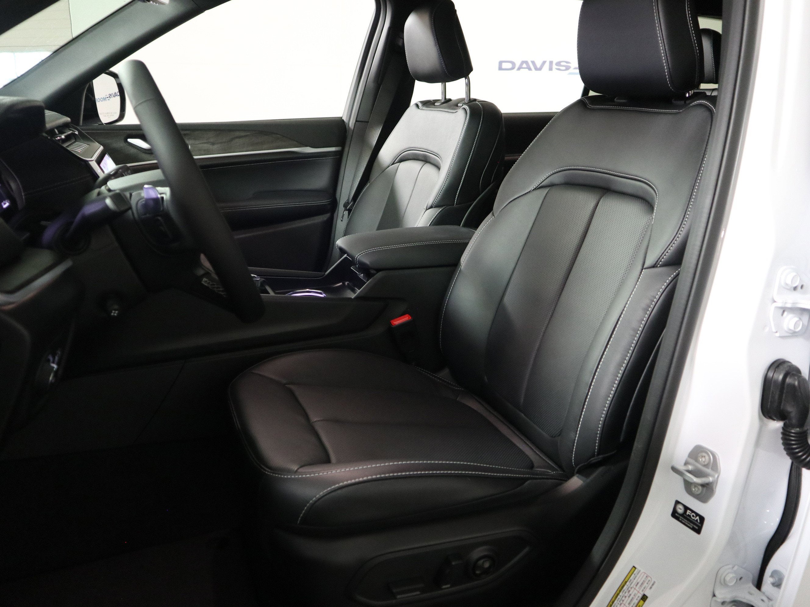 2026 Jeep Grand Cherokee L Limited Reserve 4x4