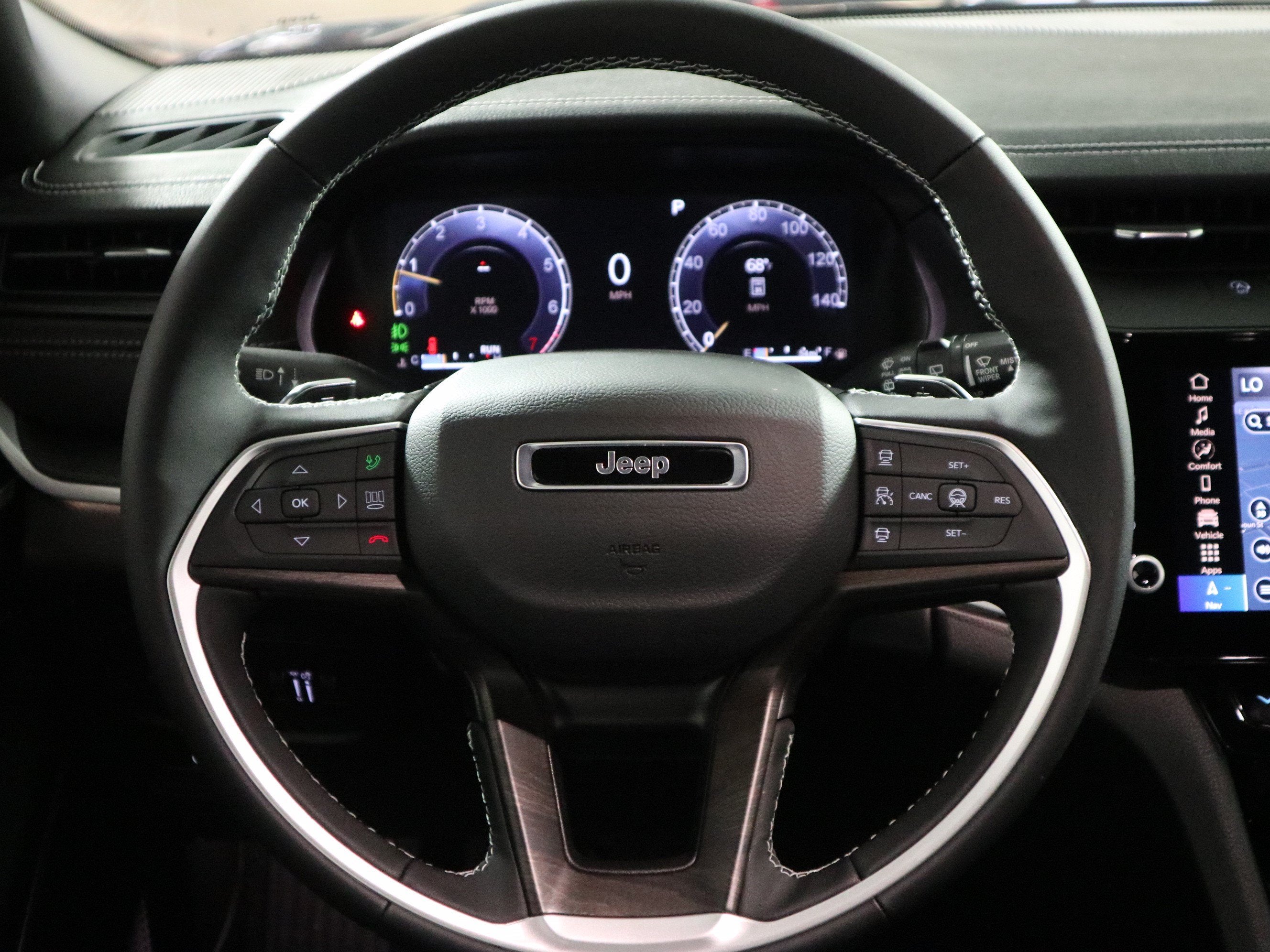 2027 Jeep Grand Cherokee L Limited Reserve 4x4