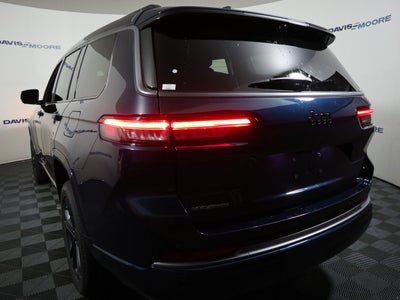 2027 Jeep Grand Cherokee L Limited Reserve 4x4