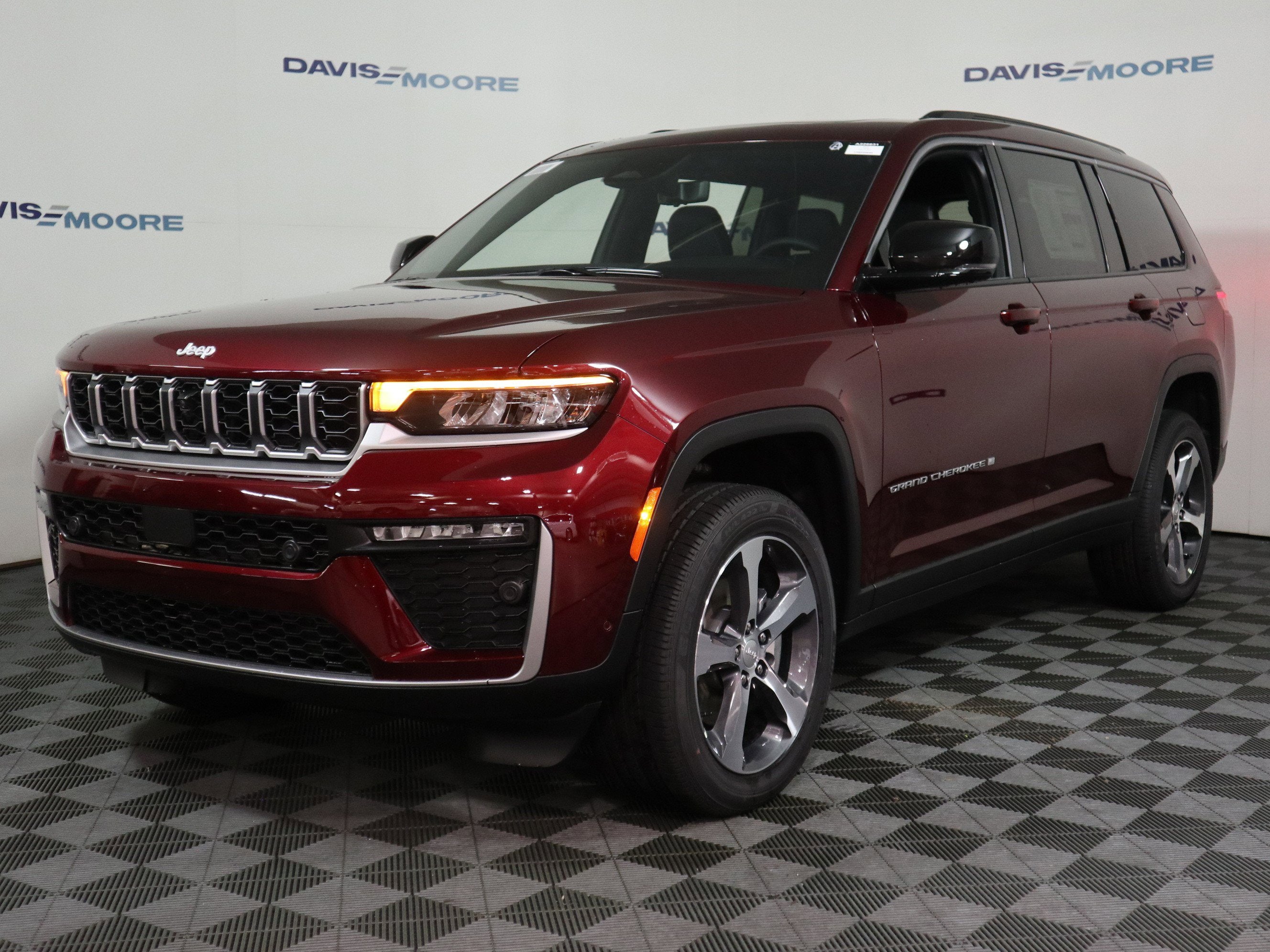 2026 Jeep Grand Cherokee L Limited 4x4