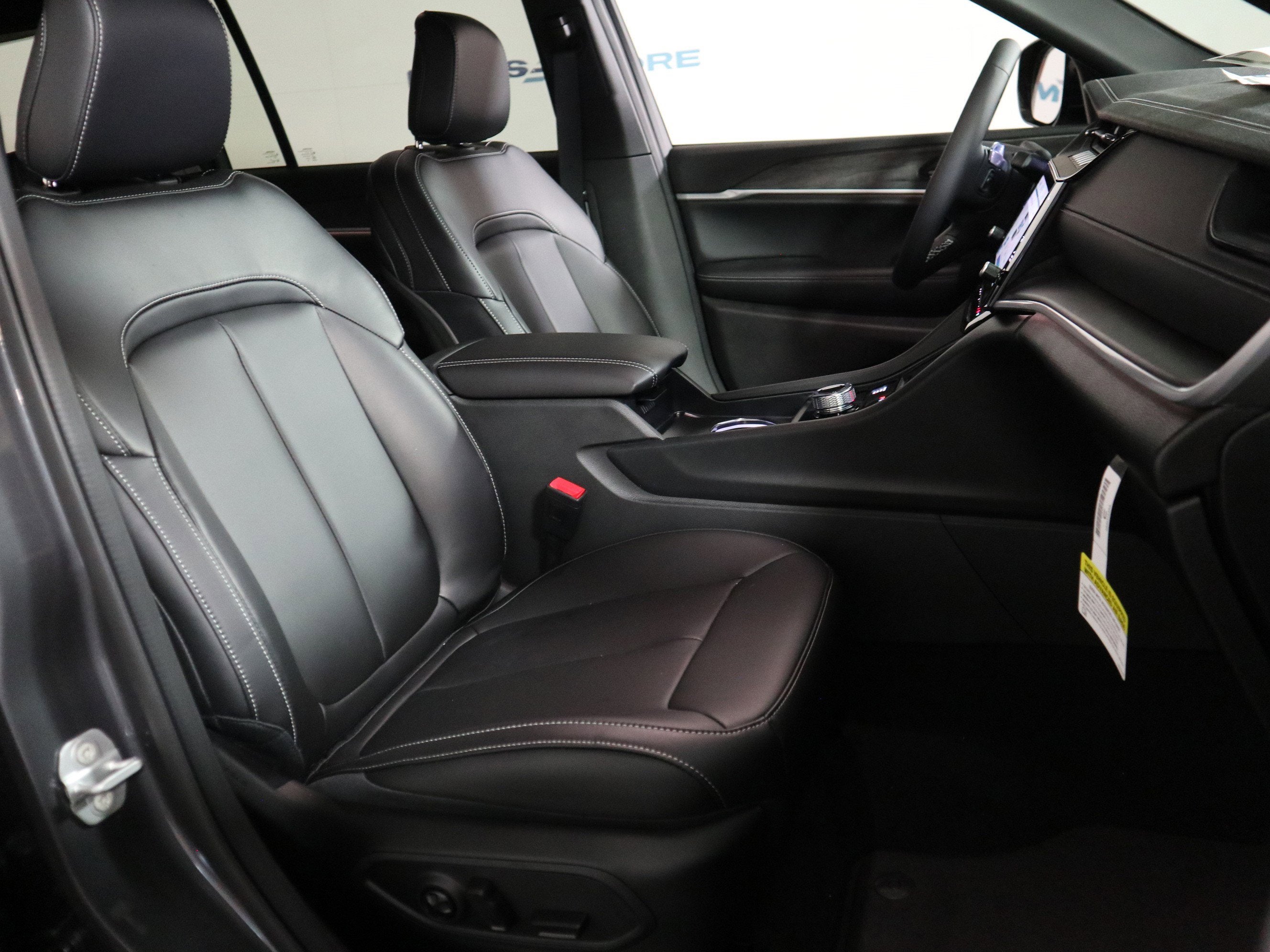 2026 Jeep Grand Cherokee L Limited 4x4