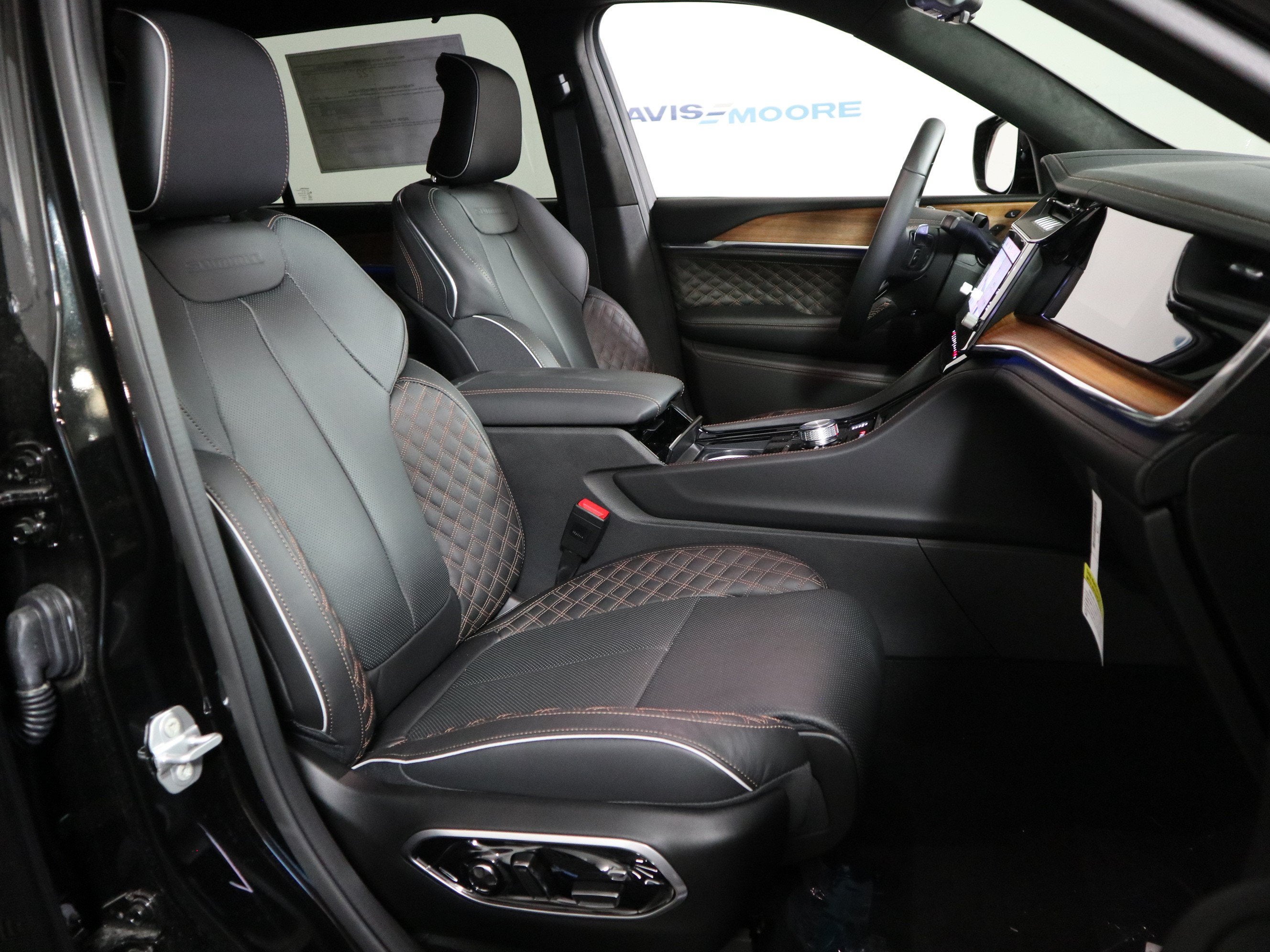 2026 Jeep Grand Cherokee L Summit 4x4