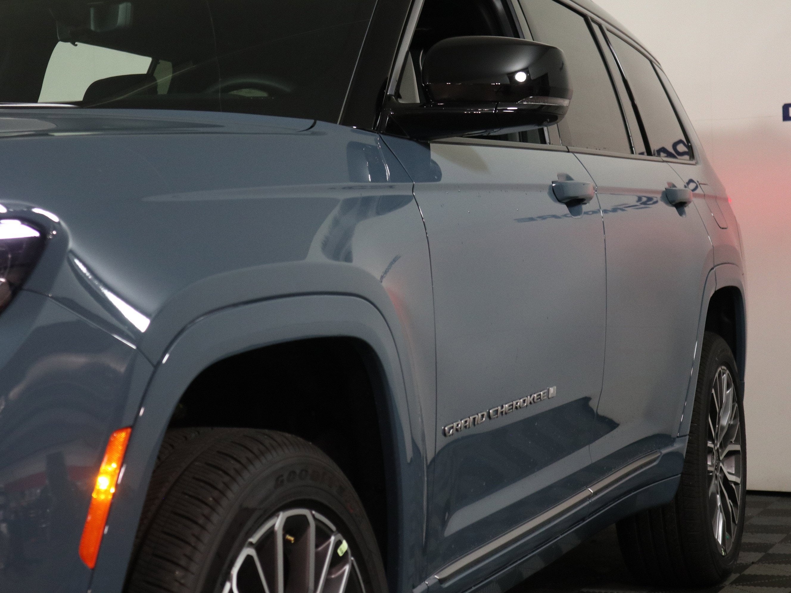 2026 Jeep Grand Cherokee L Summit 4x4