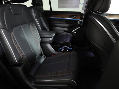 2026 Jeep Grand Cherokee L Summit 4x4