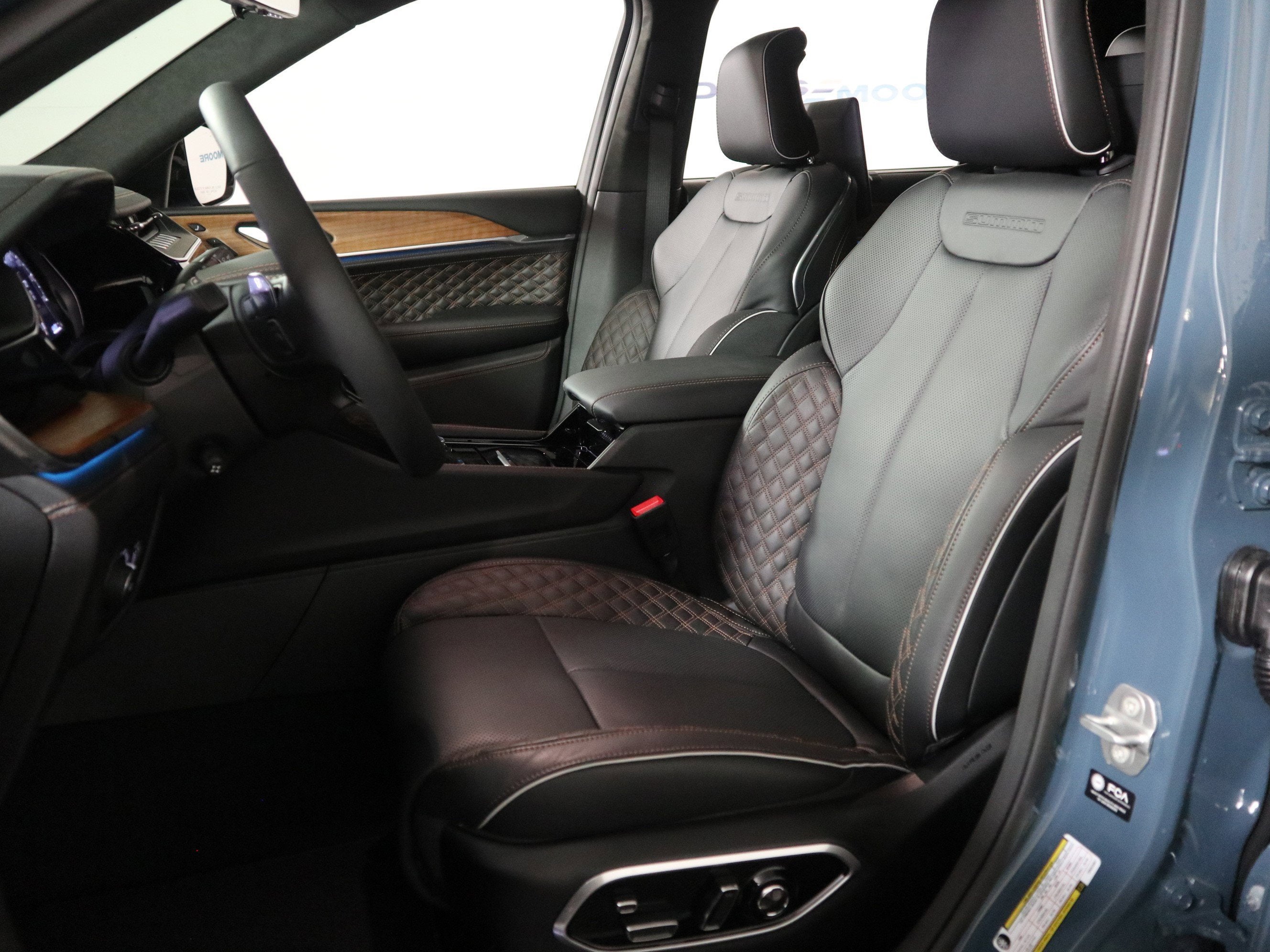 2026 Jeep Grand Cherokee L Summit 4x4