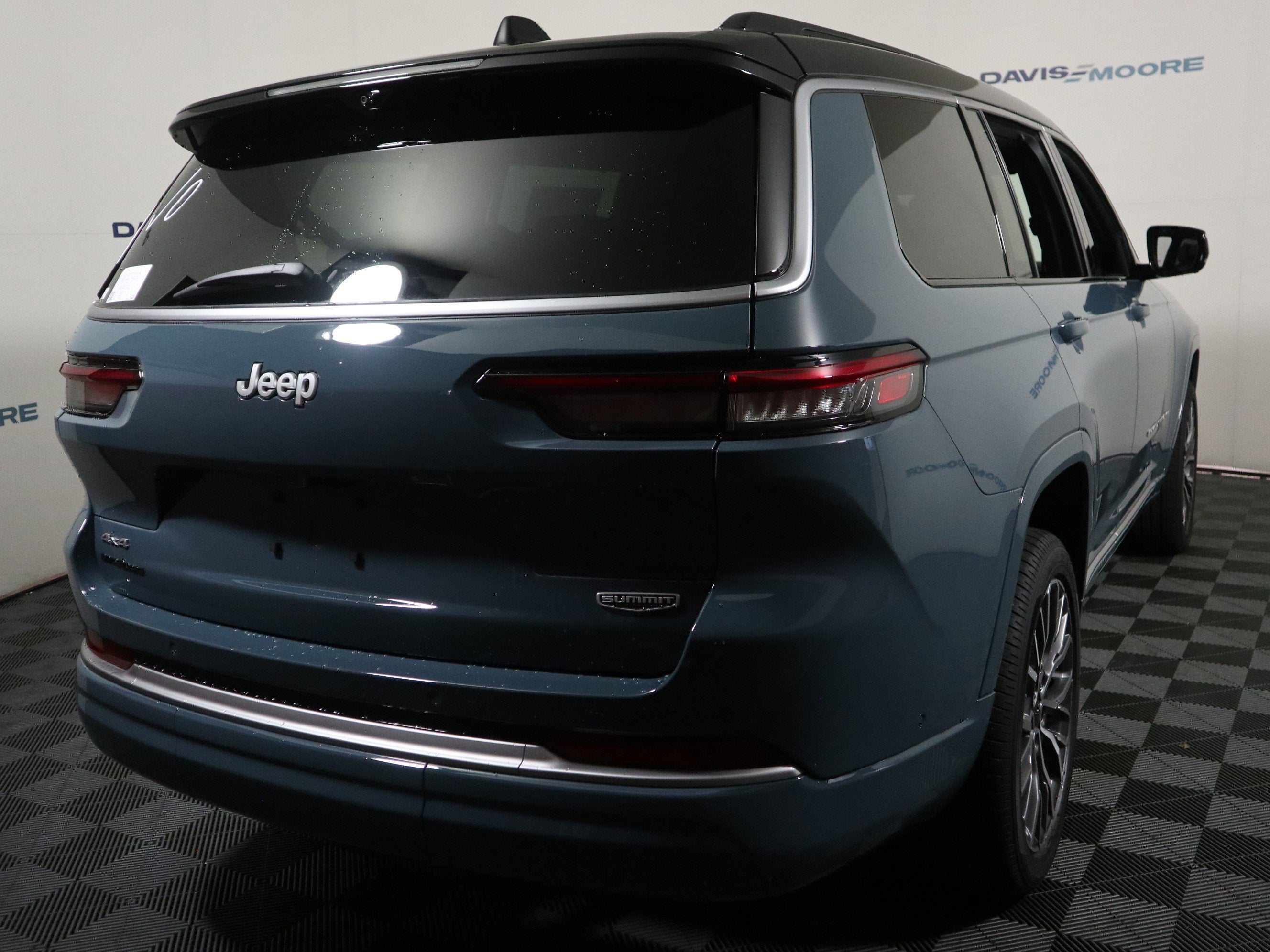 2026 Jeep Grand Cherokee L Summit 4x4