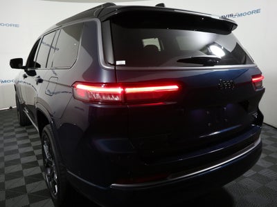 2027 Jeep Grand Cherokee L Summit 4x4
