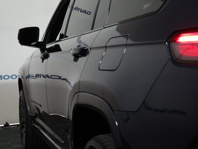 2027 Jeep Grand Cherokee L Summit 4x4