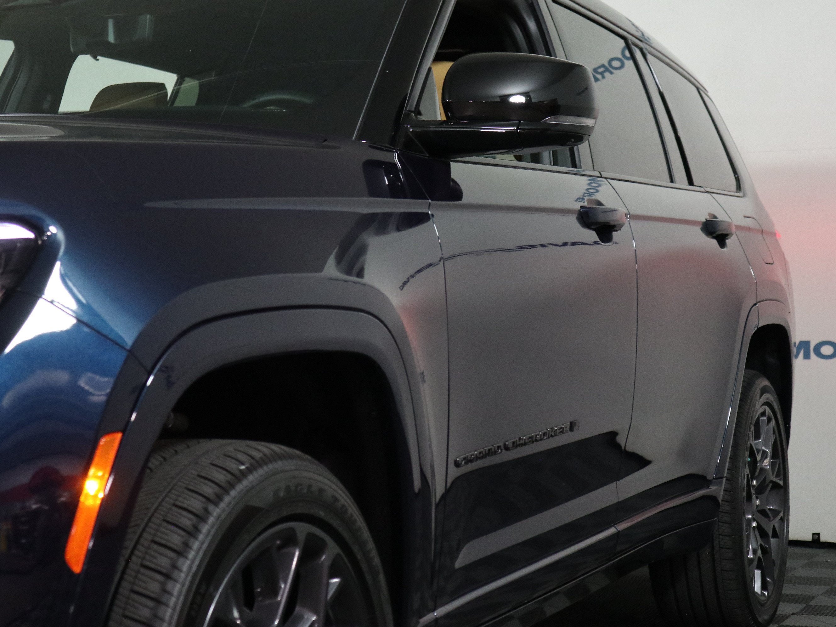 2027 Jeep Grand Cherokee L Summit 4x4