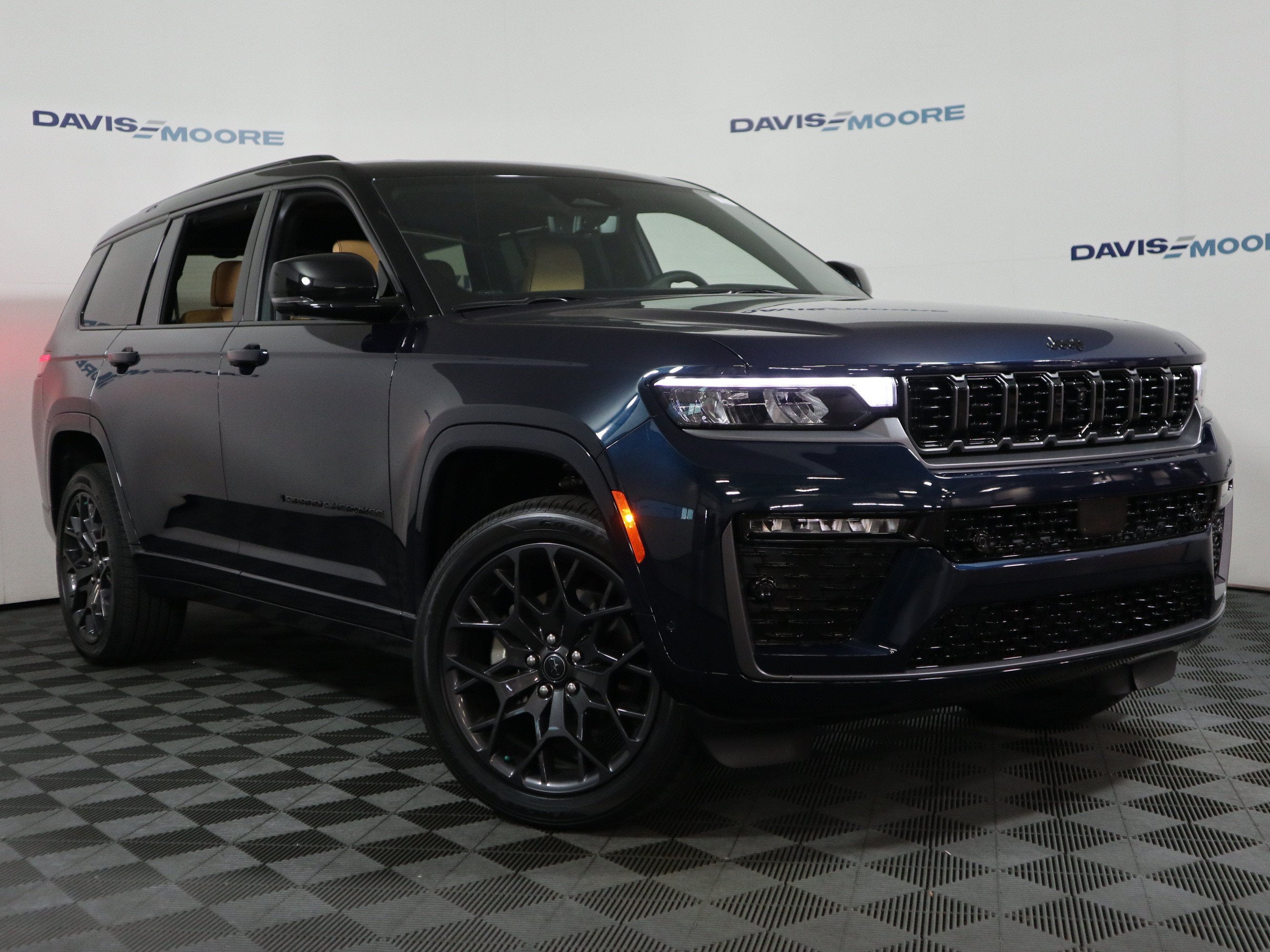 2027 Jeep Grand Cherokee L Summit 4x4