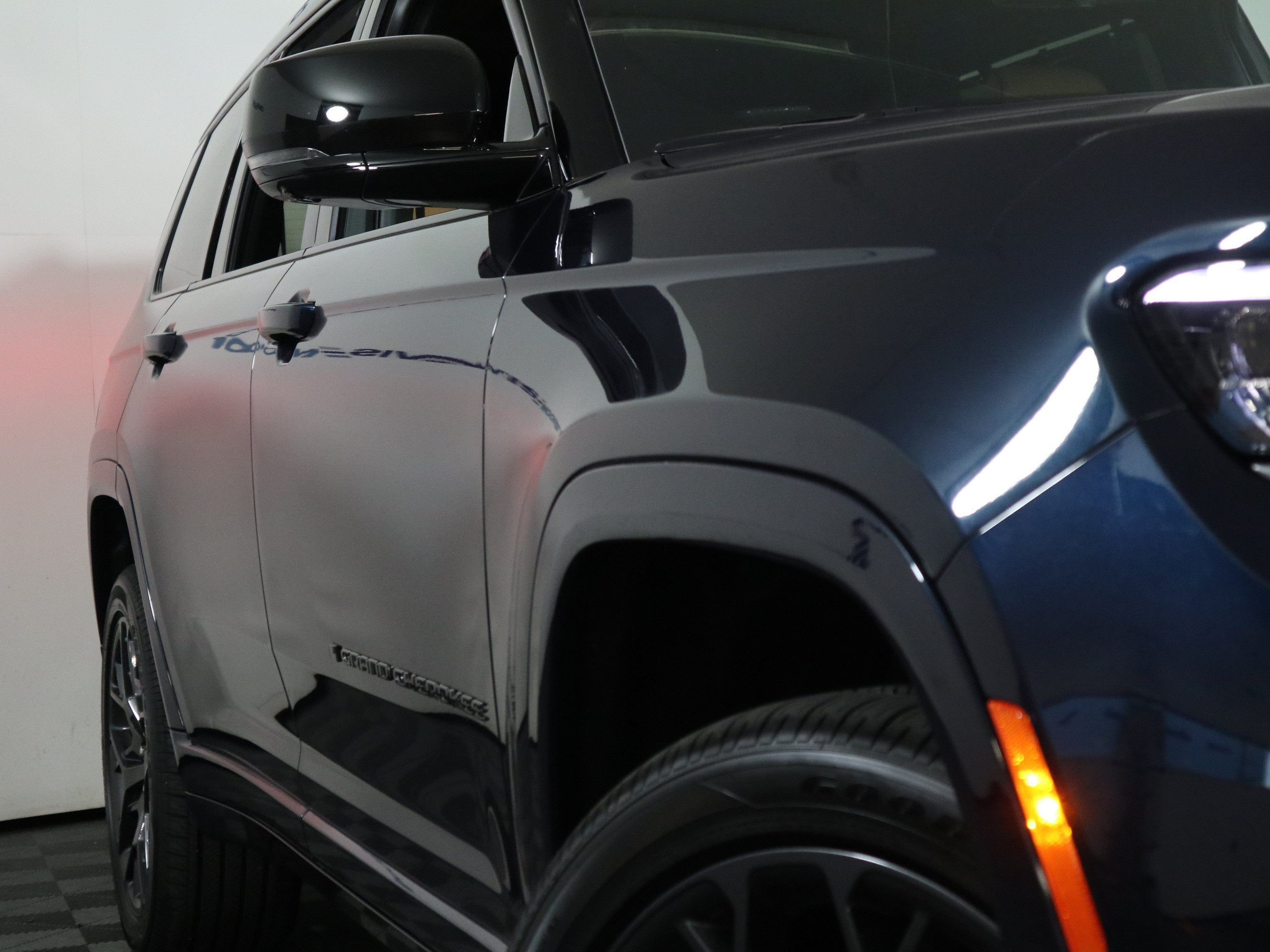 2027 Jeep Grand Cherokee L Summit 4x4