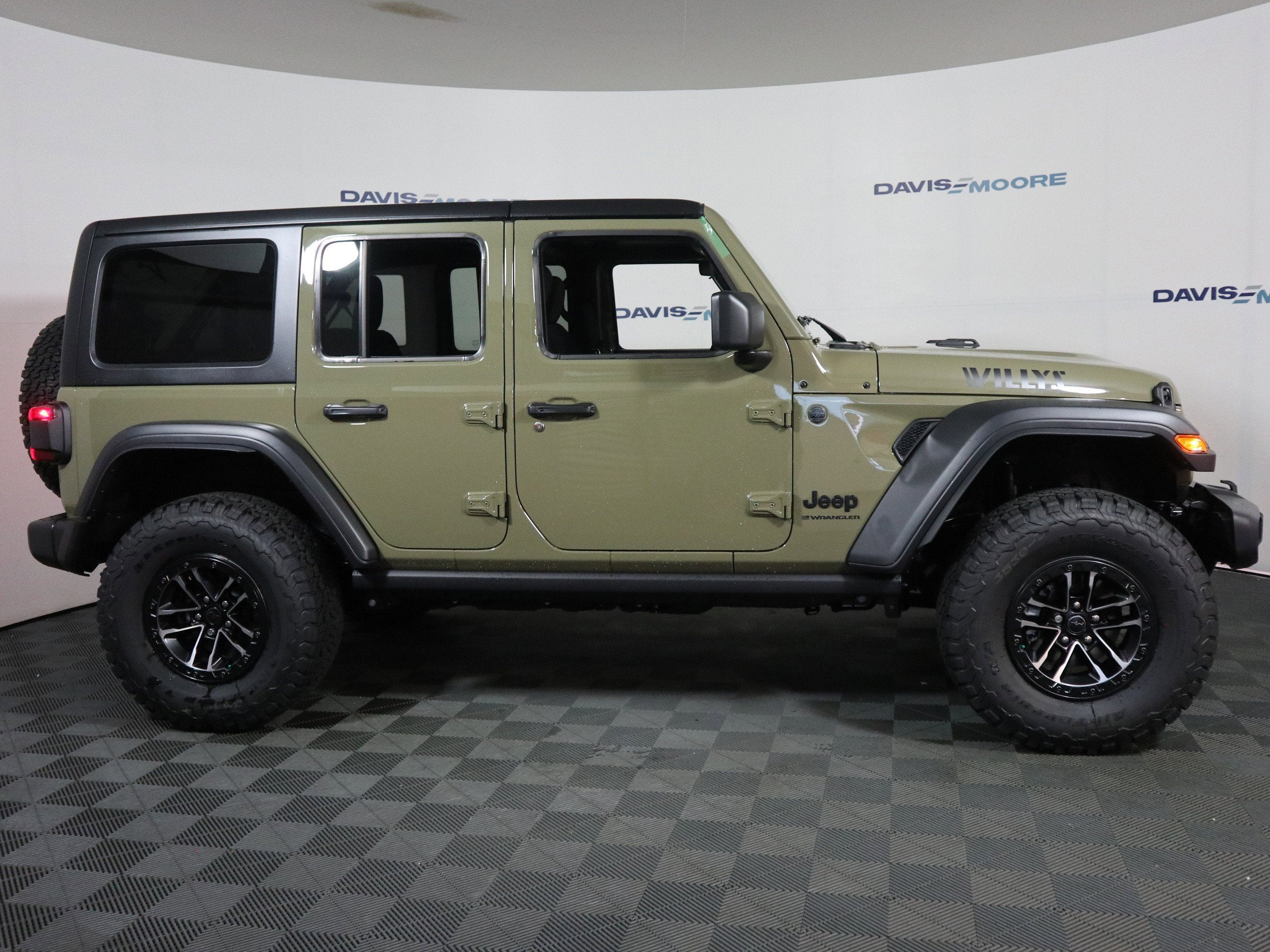 2025 Jeep Wrangler Willys 4x4