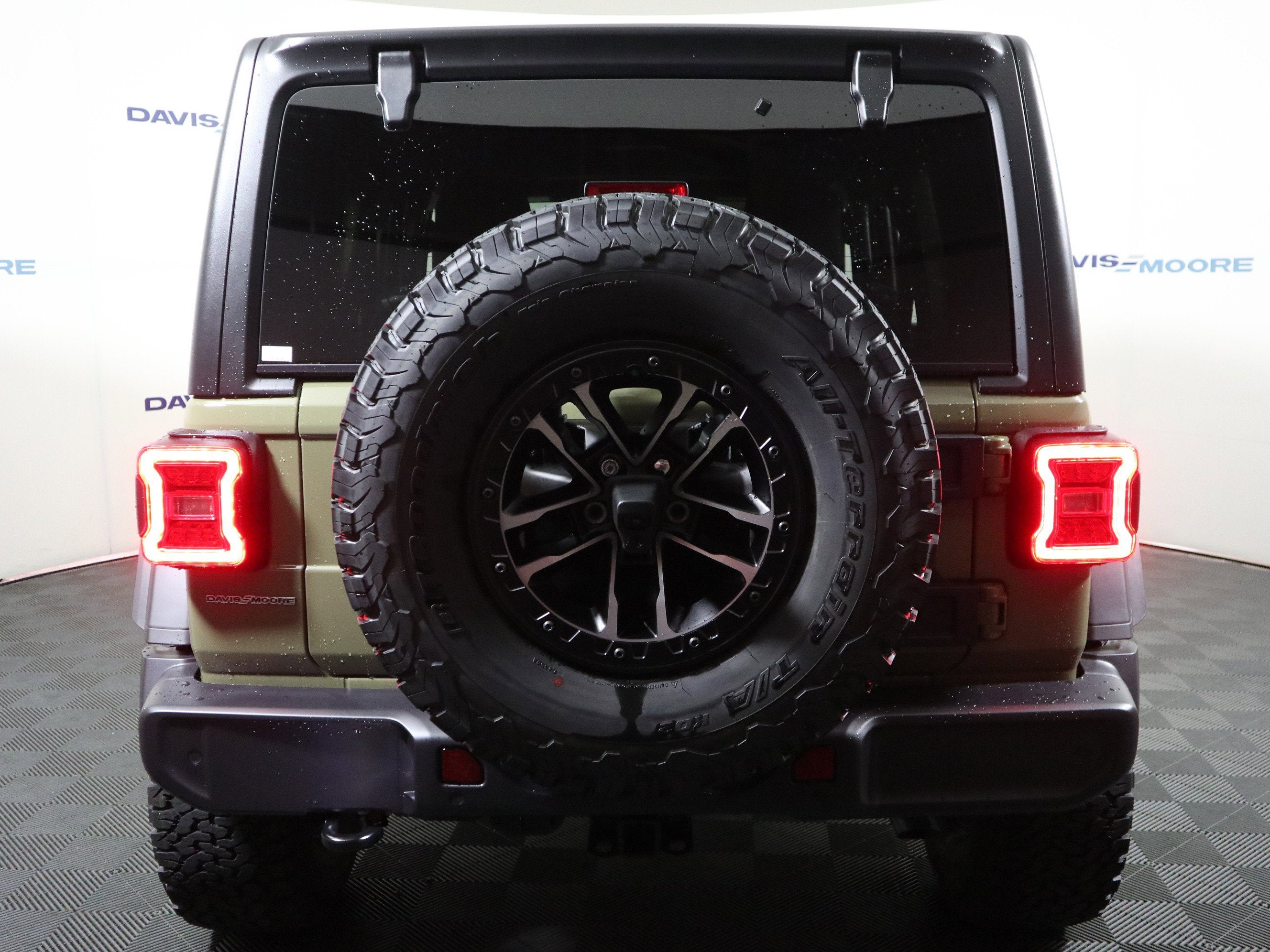 2025 Jeep Wrangler Willys 4x4