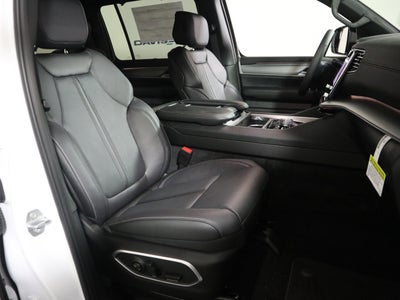 2025 Jeep Wagoneer L Series II Carbide 4x4