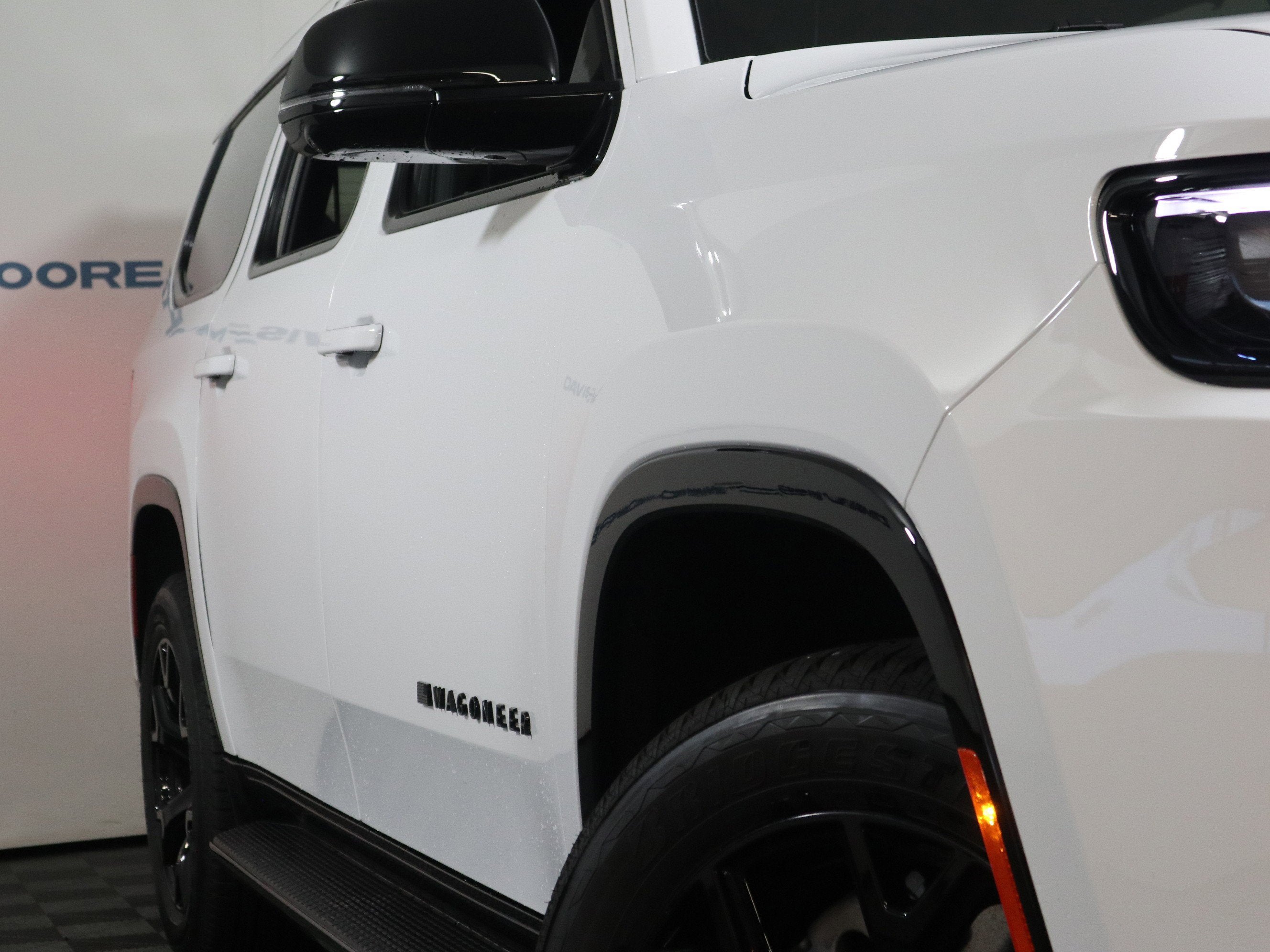 2025 Jeep Wagoneer L Series II Carbide 4x4