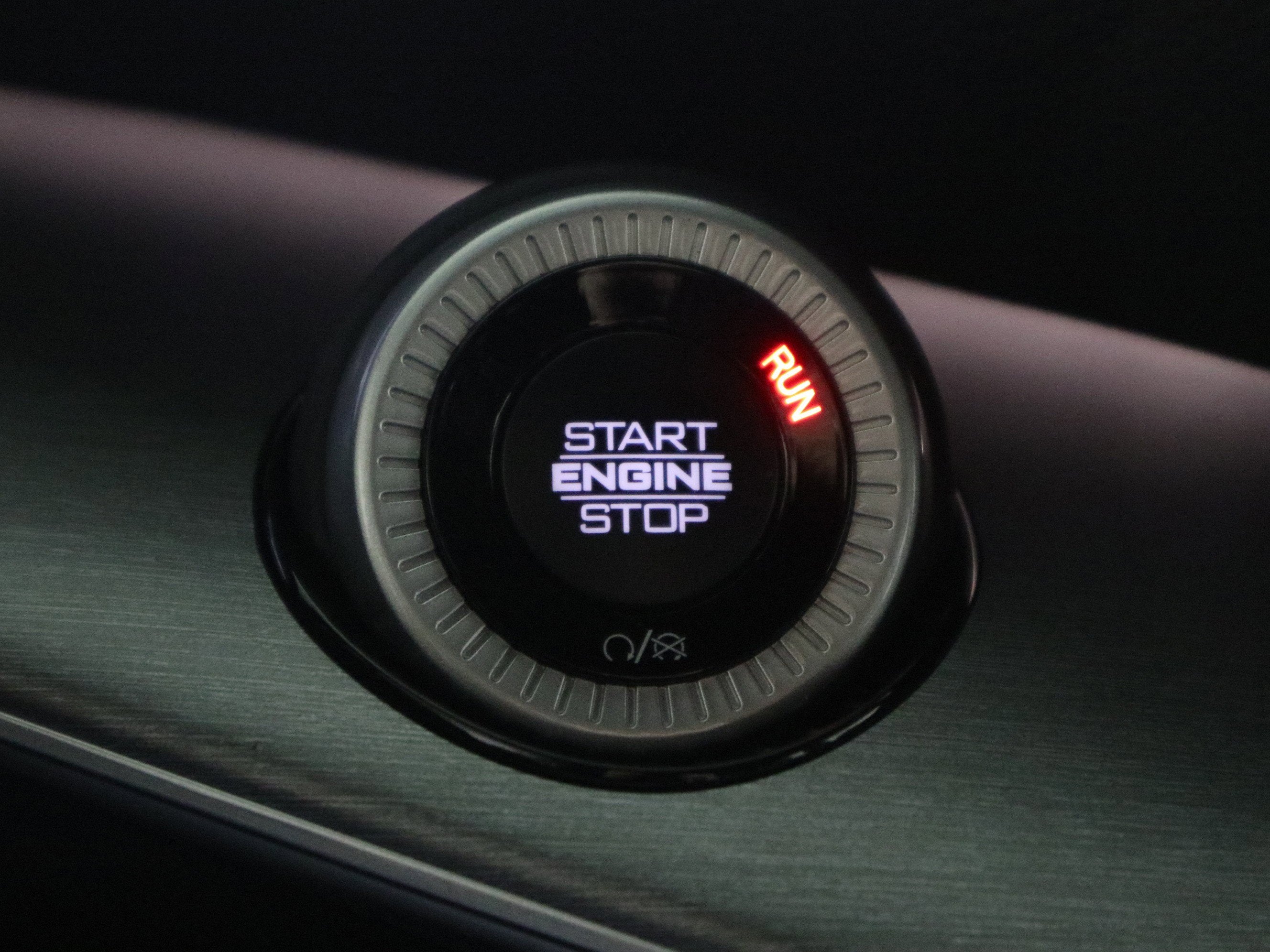 2025 Jeep Wagoneer L Series II Carbide 4x4