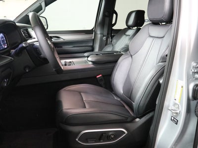 2025 Jeep Wagoneer L Series II Carbide 4x4