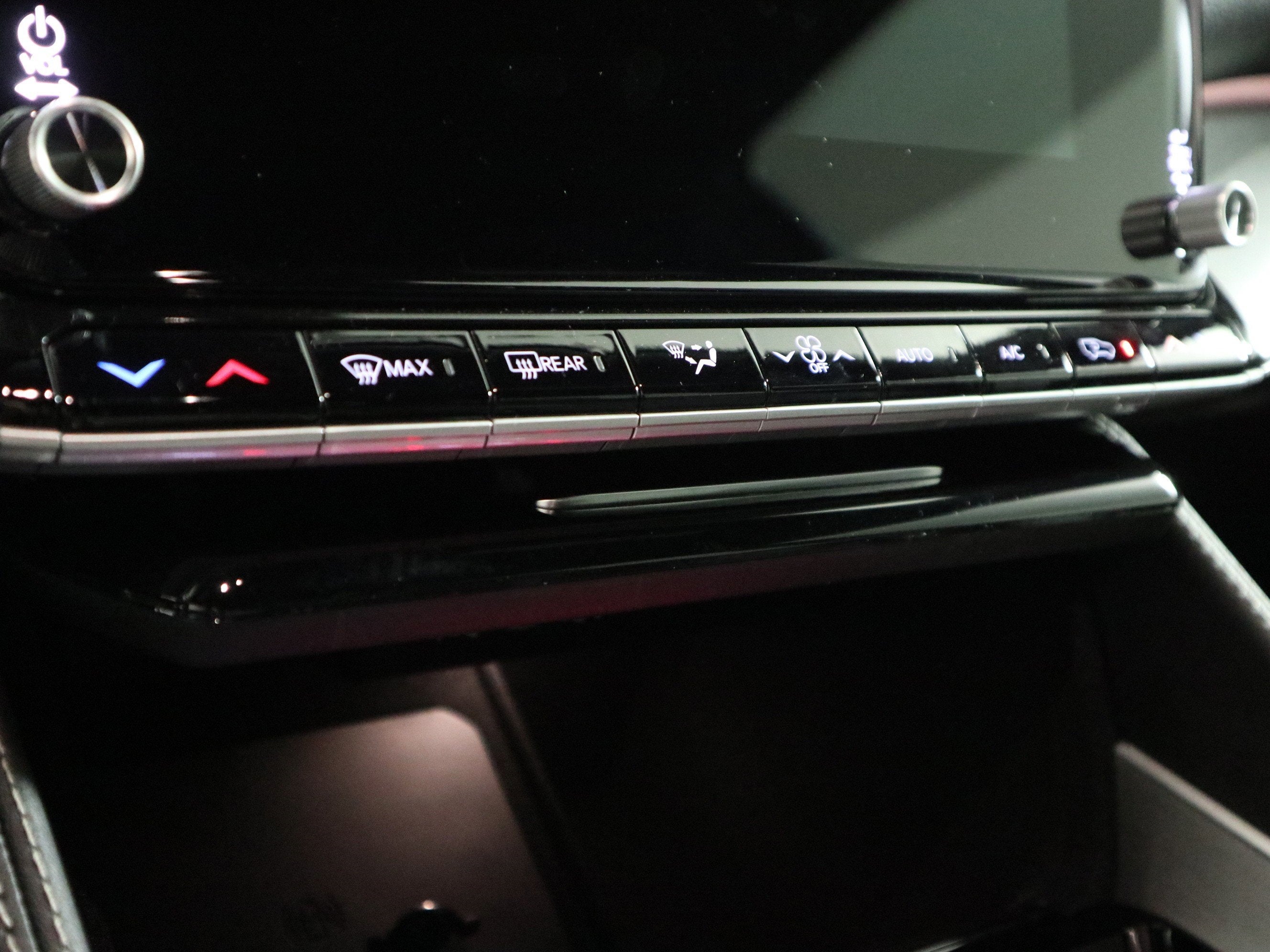 2025 Jeep Wagoneer L Series II Carbide 4x4