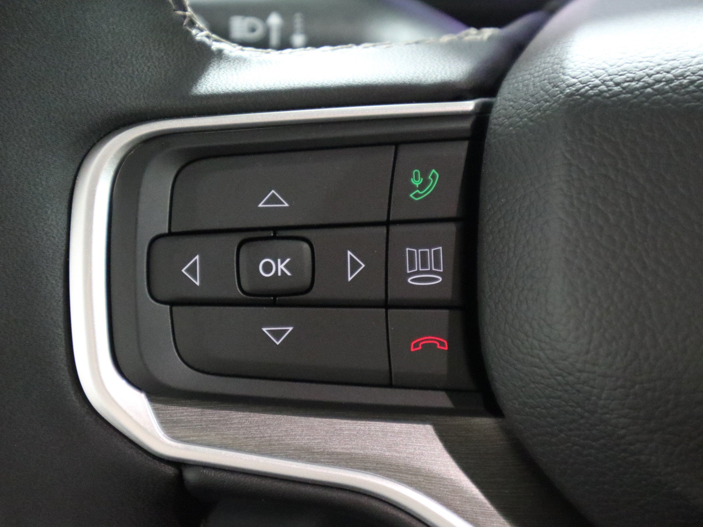 2025 Jeep Wagoneer L Series II Carbide 4x4