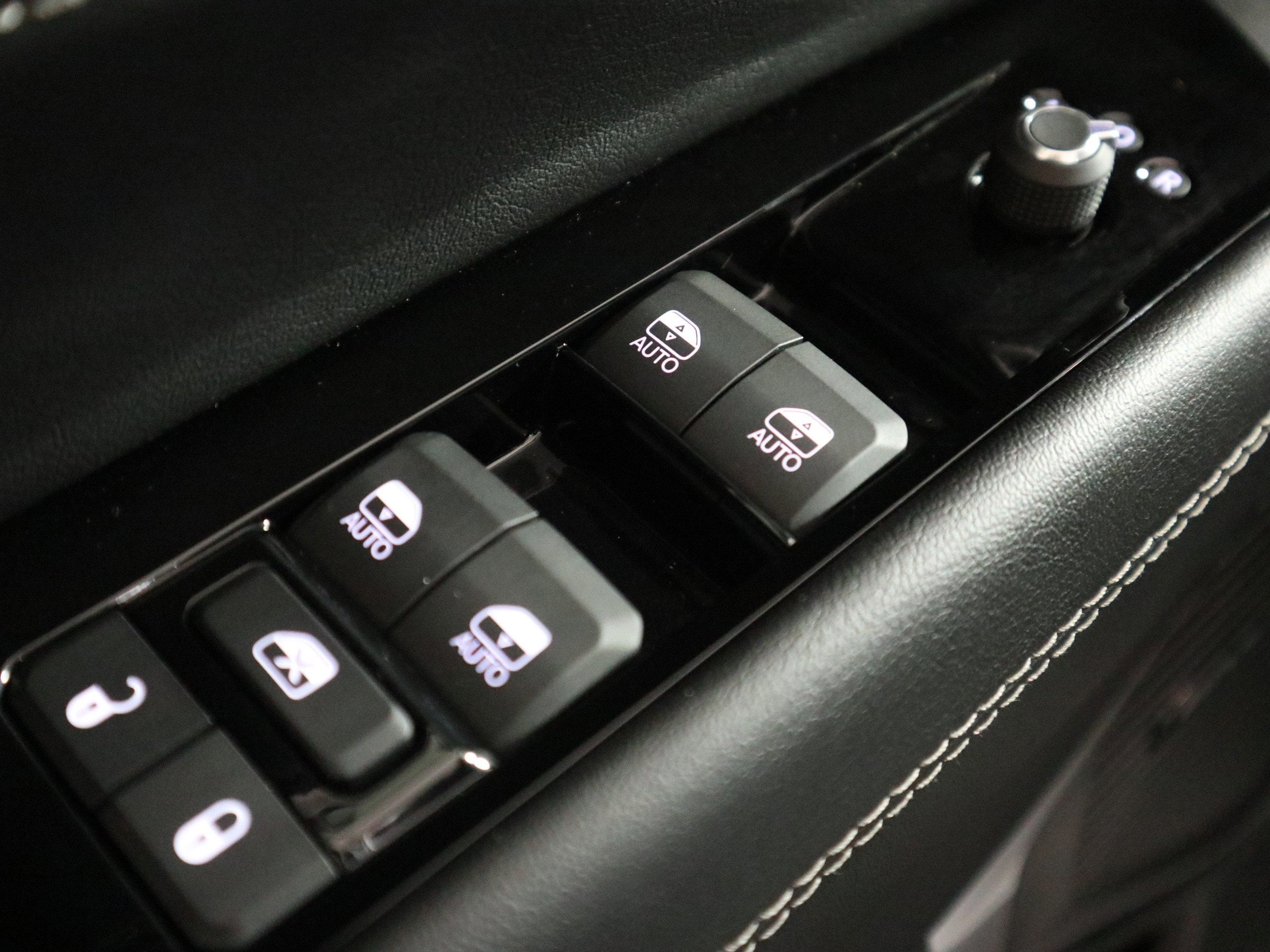 2025 Jeep Wagoneer L Series II Carbide 4x4