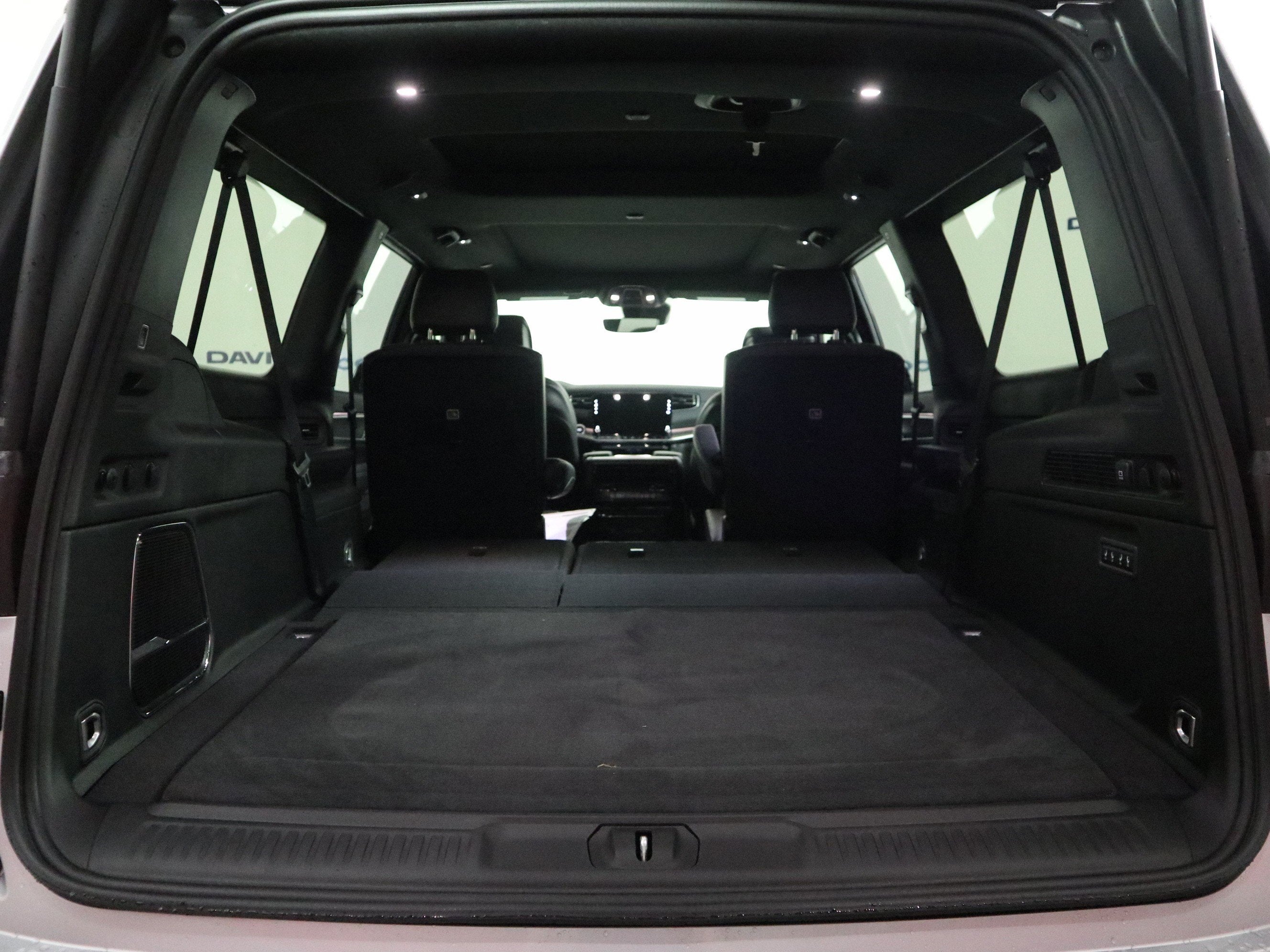 2025 Jeep Wagoneer L Series II Carbide 4x4