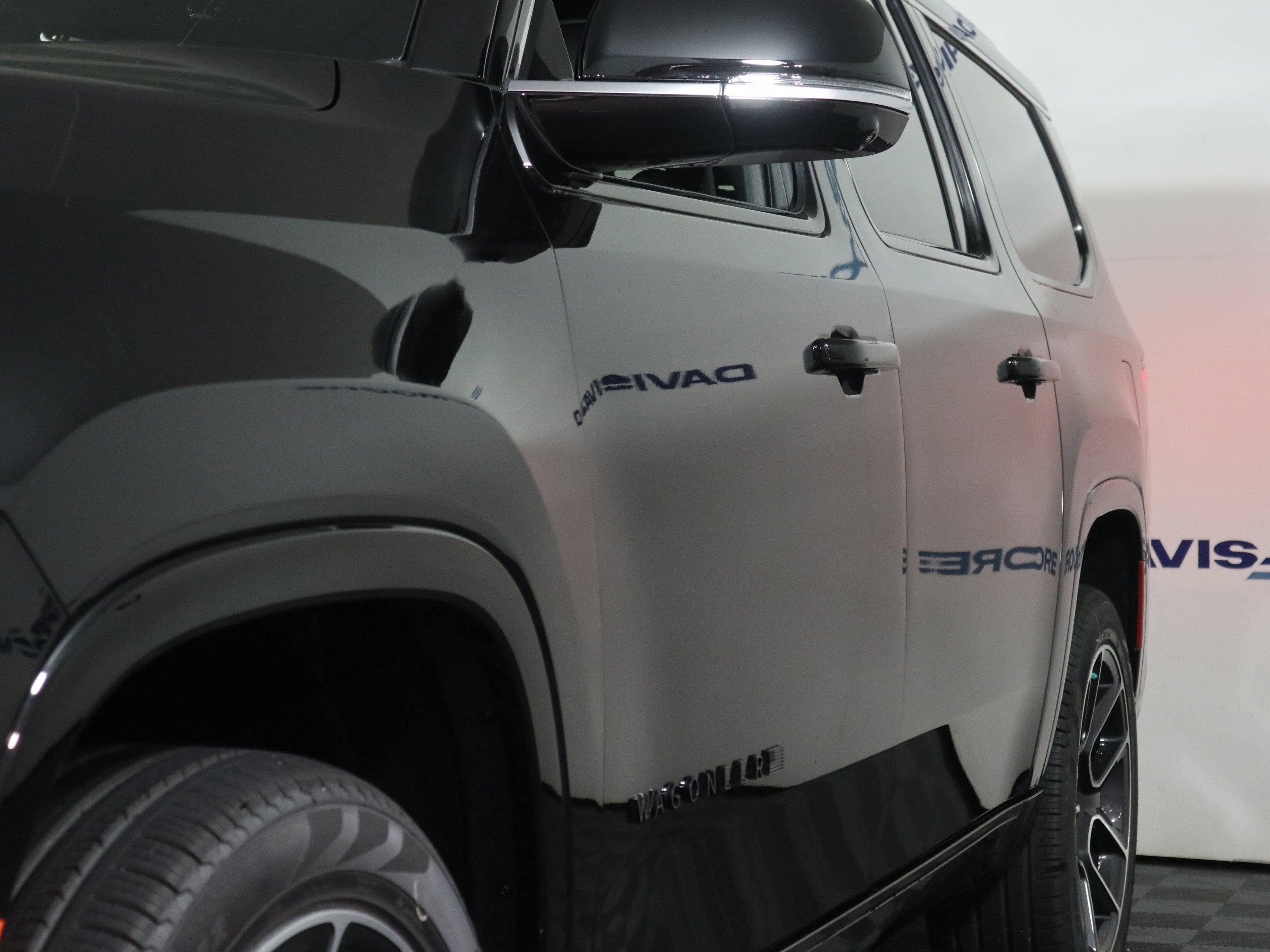 2025 Jeep Wagoneer L Series III Super 4x4