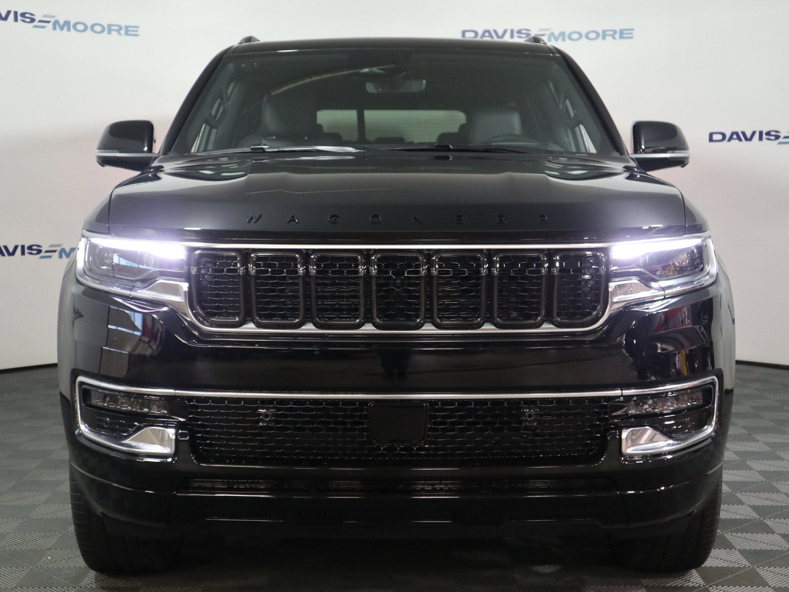 2025 Jeep Wagoneer L Series III Super 4x4