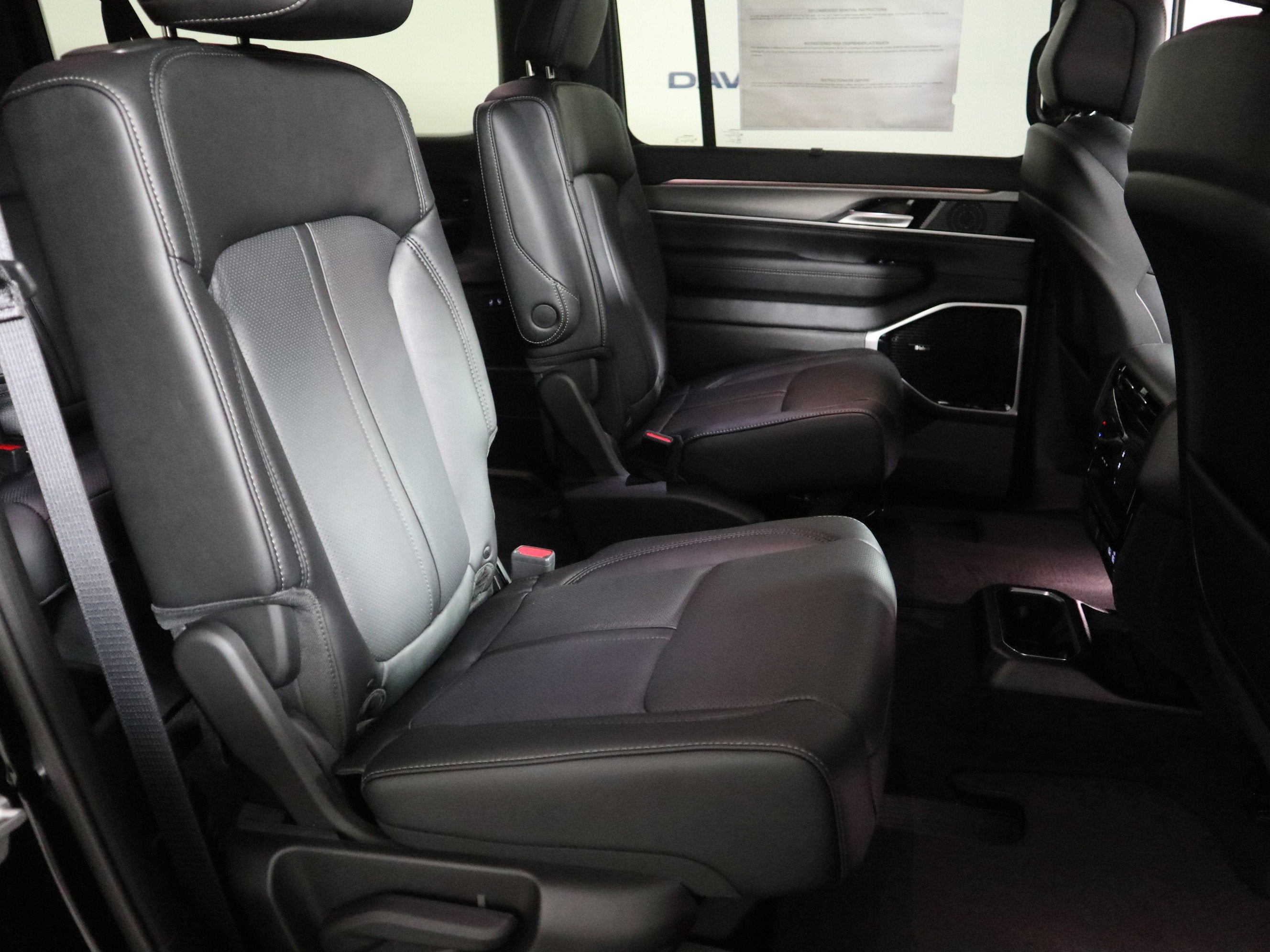 2025 Jeep Wagoneer L Series III Super 4x4