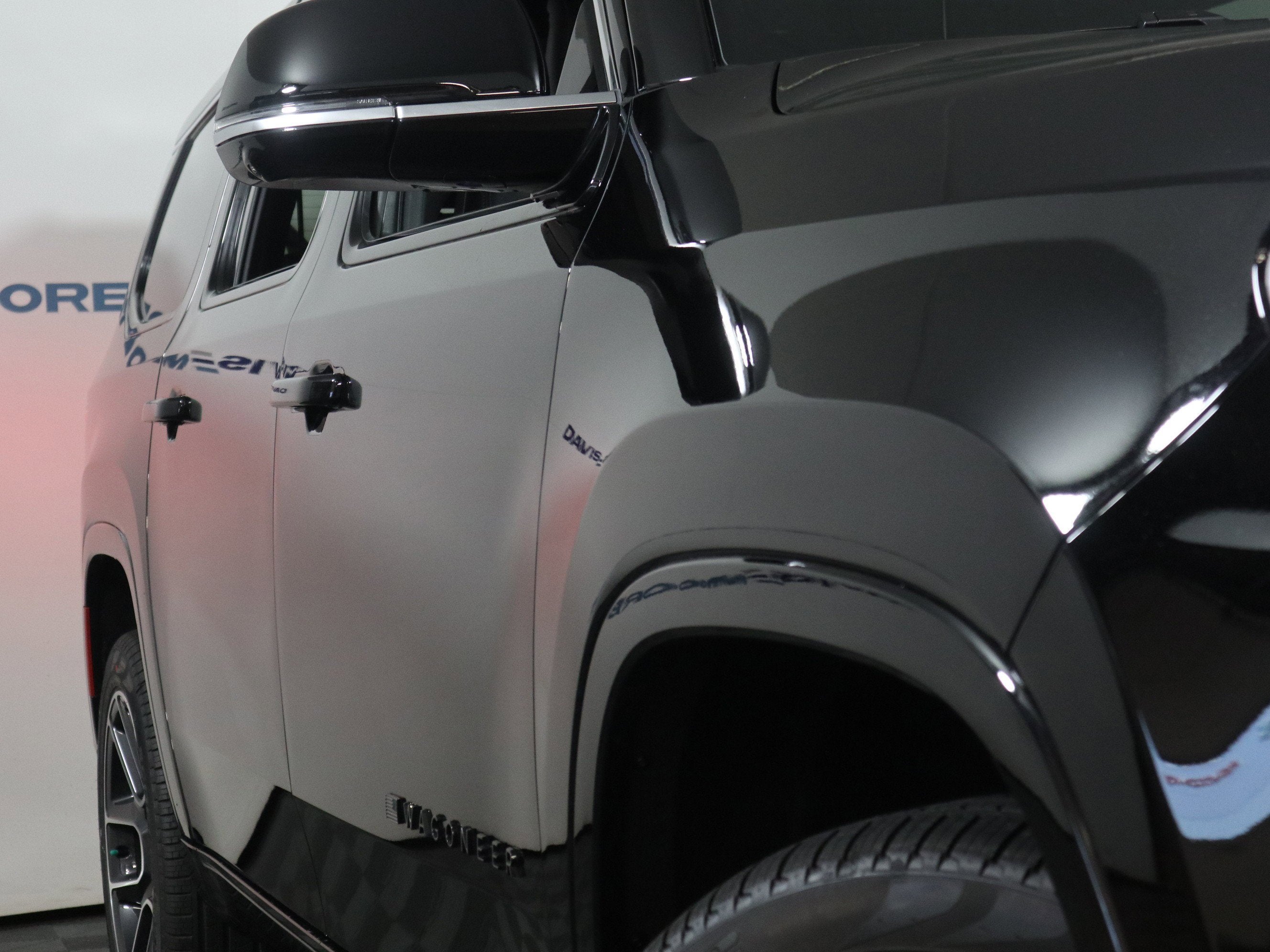 2025 Jeep Wagoneer L Series III Super 4x4