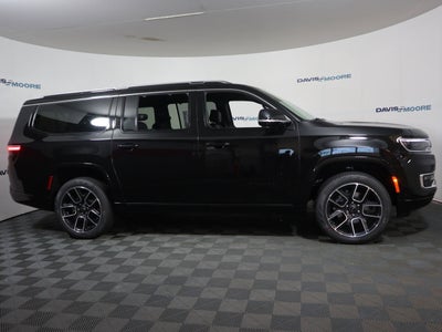 2025 Jeep Wagoneer L Series III Super 4x4