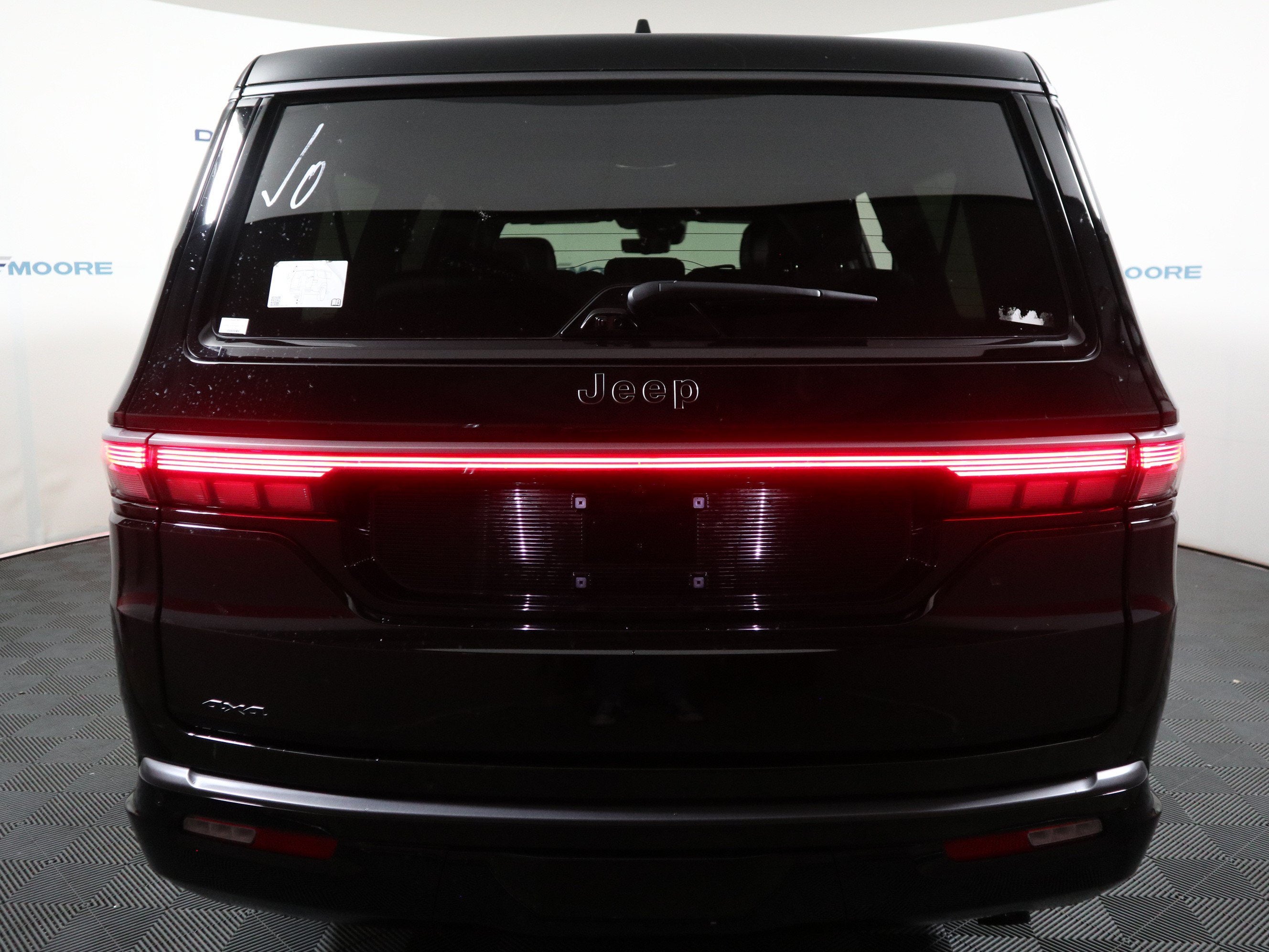 2026 Jeep Grand Wagoneer L Summit Obsidian 4x4