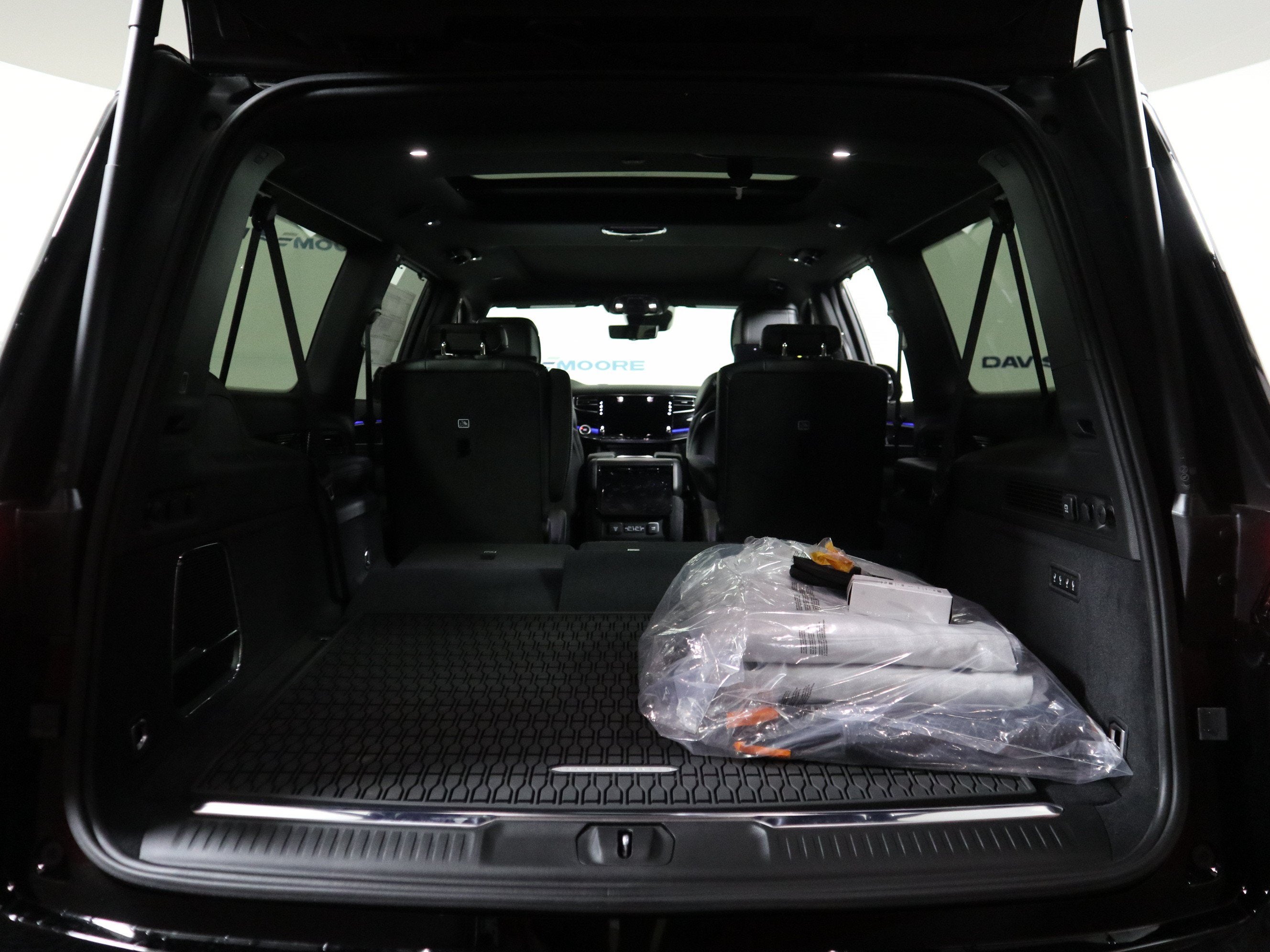 2026 Jeep Grand Wagoneer L Summit Obsidian 4x4