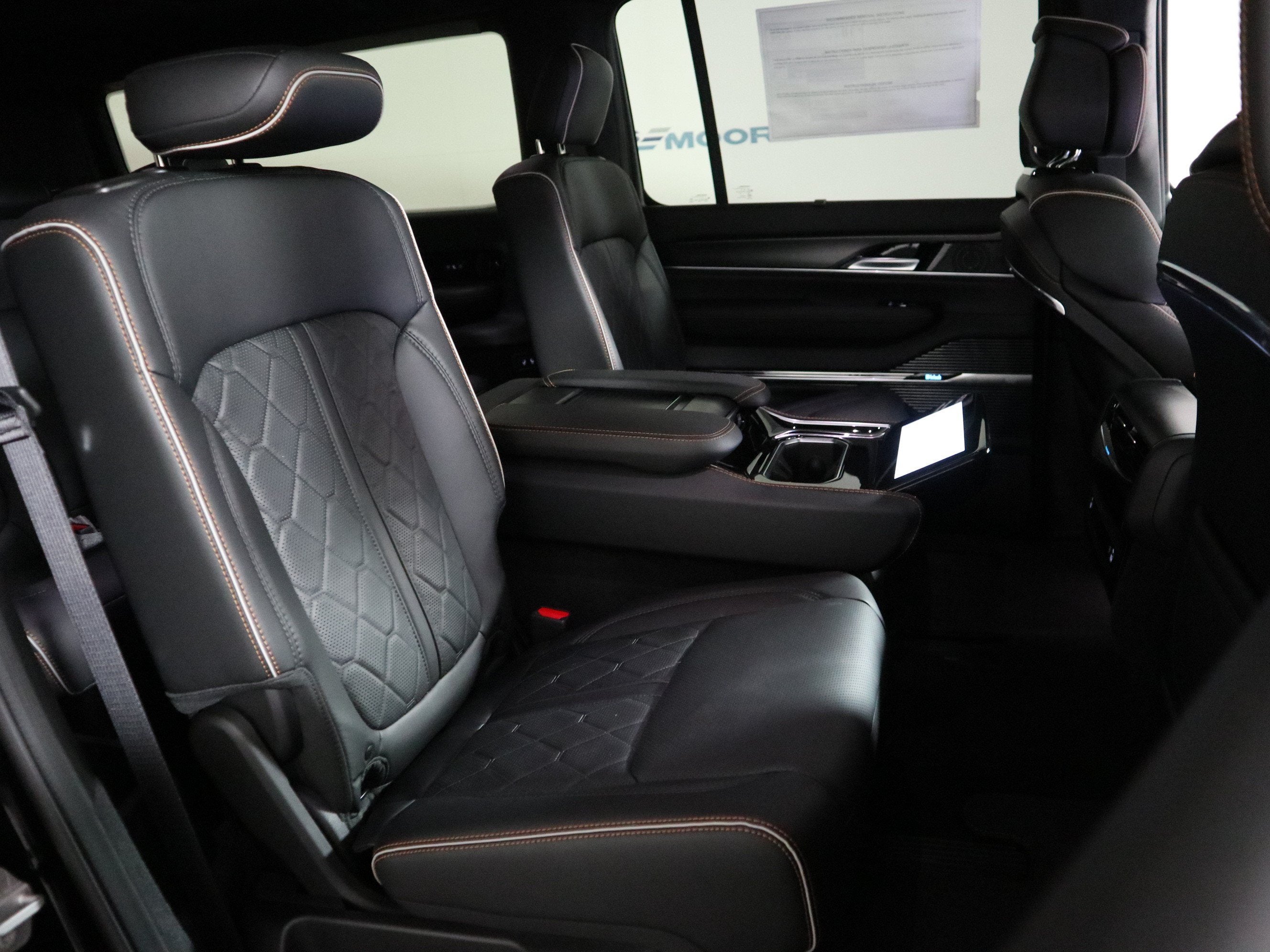 2026 Jeep Grand Wagoneer L Summit Reserve 4X4