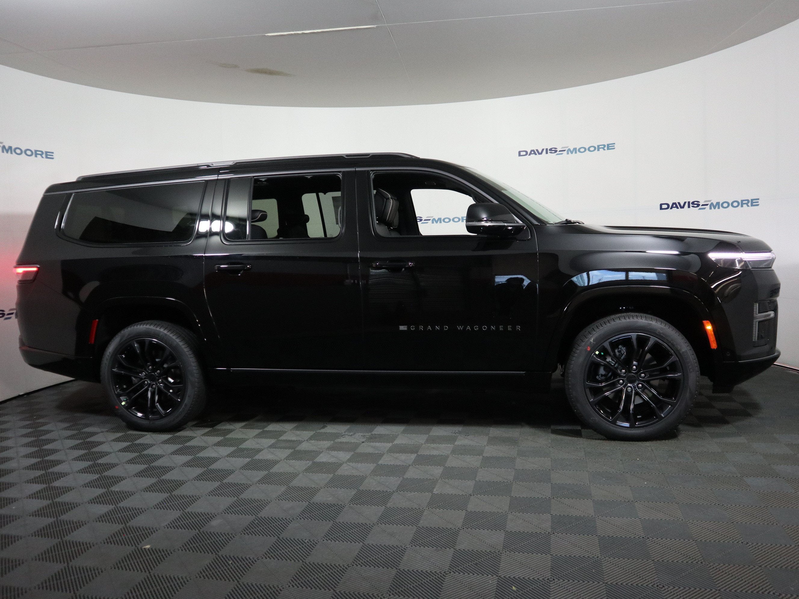 2026 Jeep Grand Wagoneer L Summit Reserve 4X4