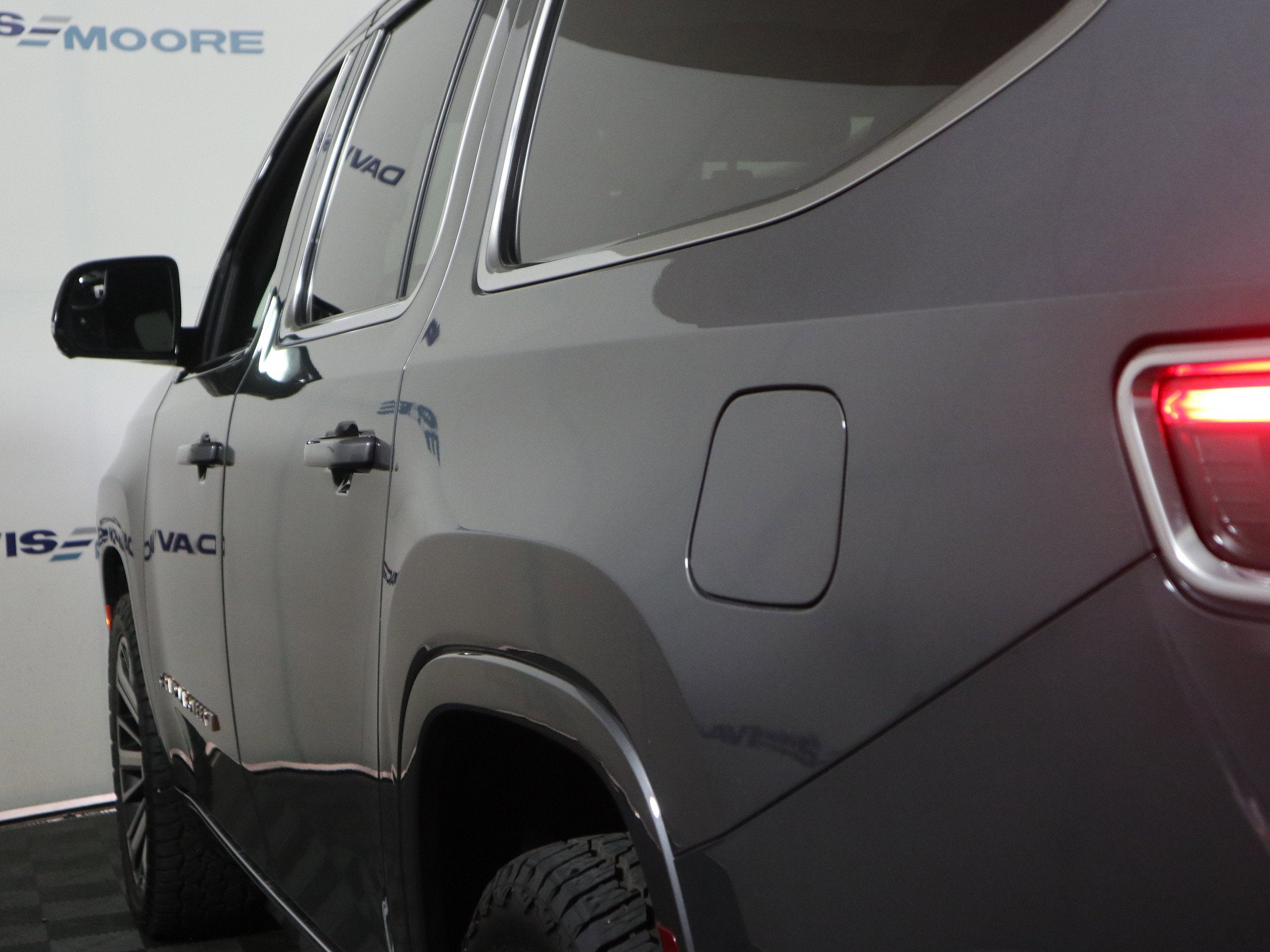 2024 Jeep Grand Wagoneer L Series III 4x4