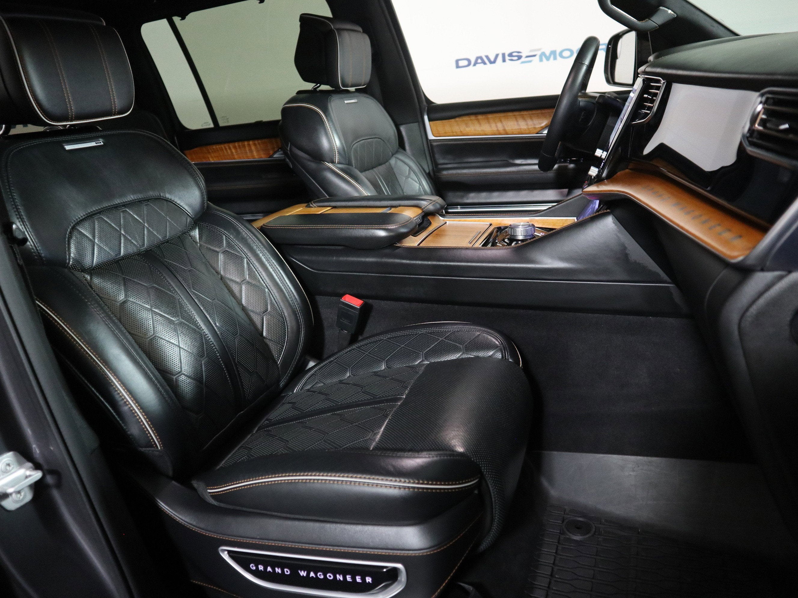 2024 Jeep Grand Wagoneer L Series III 4x4