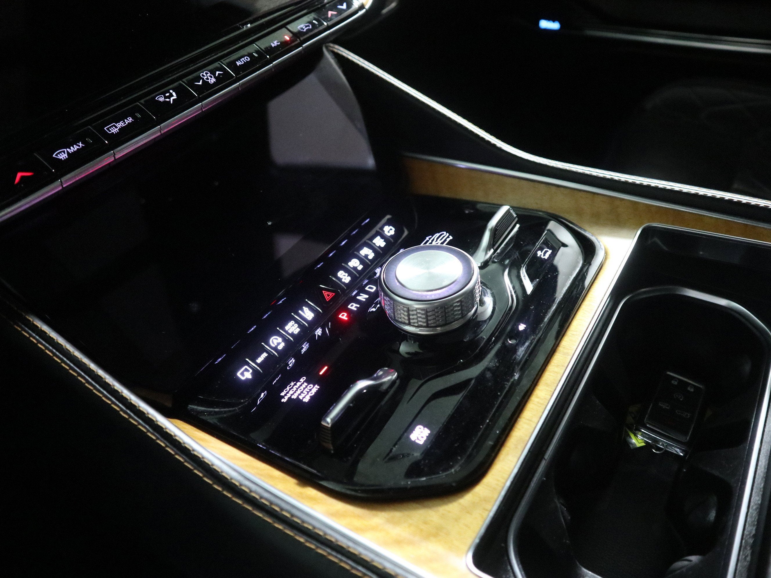 2024 Jeep Grand Wagoneer L Series III 4x4