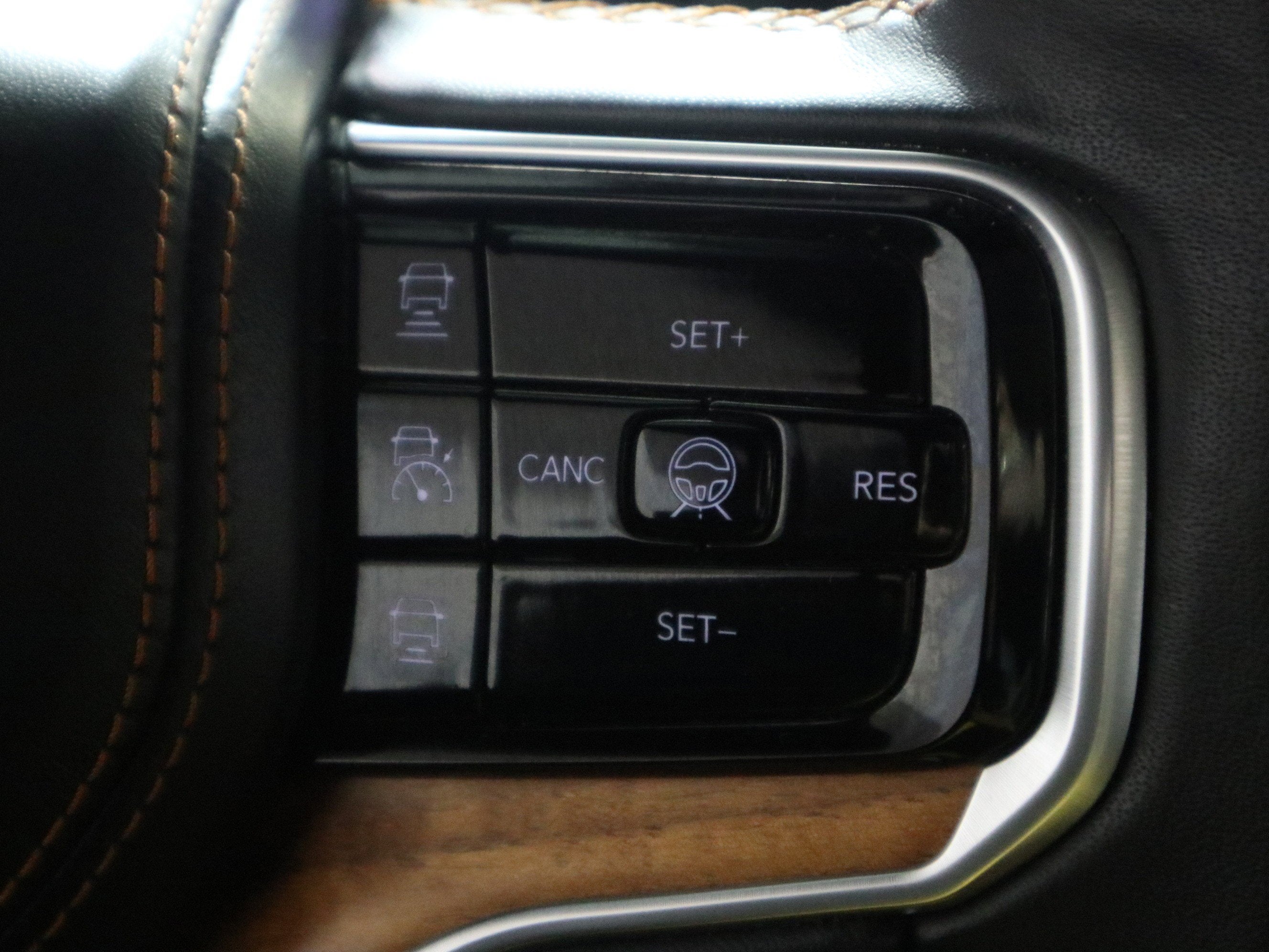 2024 Jeep Grand Wagoneer L Series III 4x4