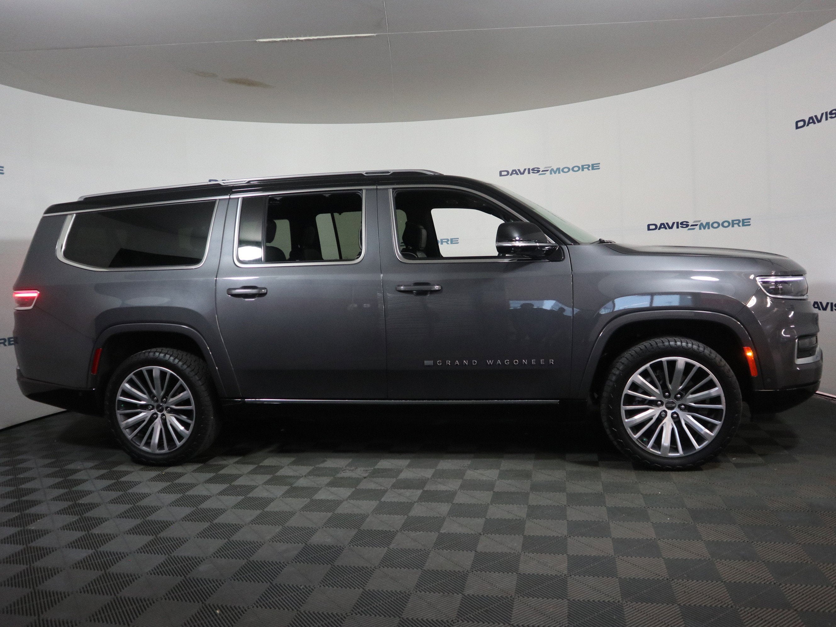 2024 Jeep Grand Wagoneer L Series III 4x4