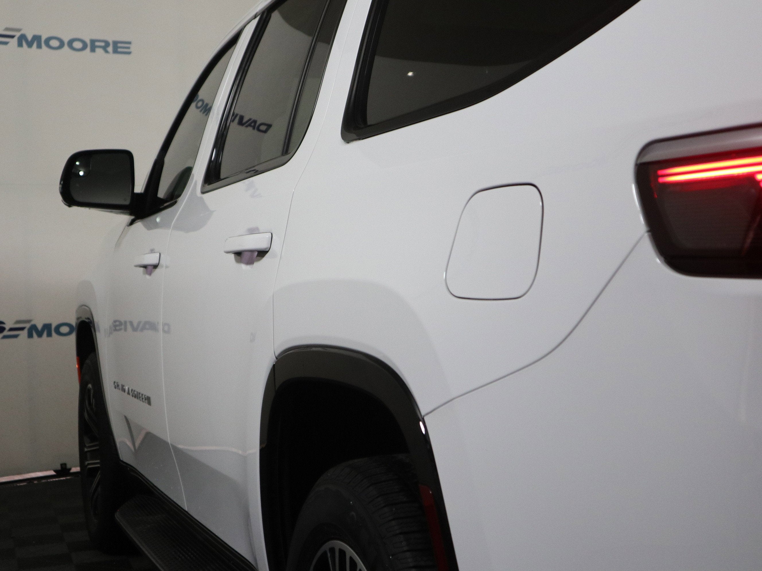 2026 Jeep Grand Wagoneer Base