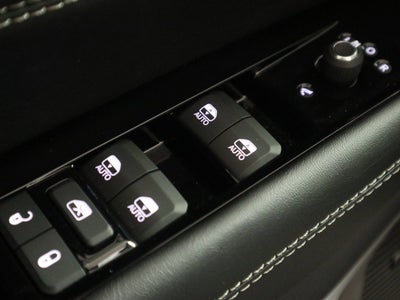 2026 Jeep Grand Wagoneer Base