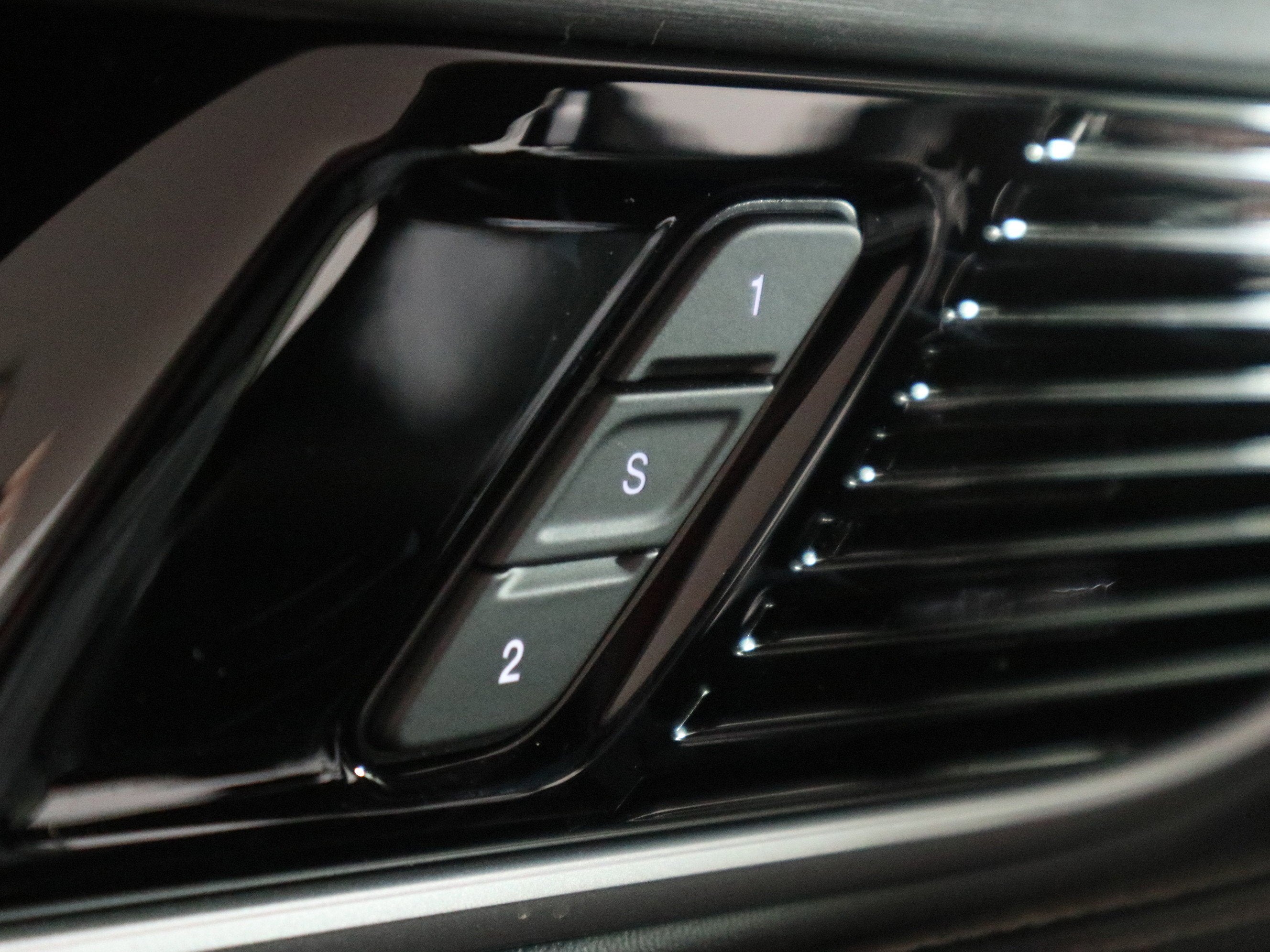 2026 Jeep Grand Wagoneer 4x4