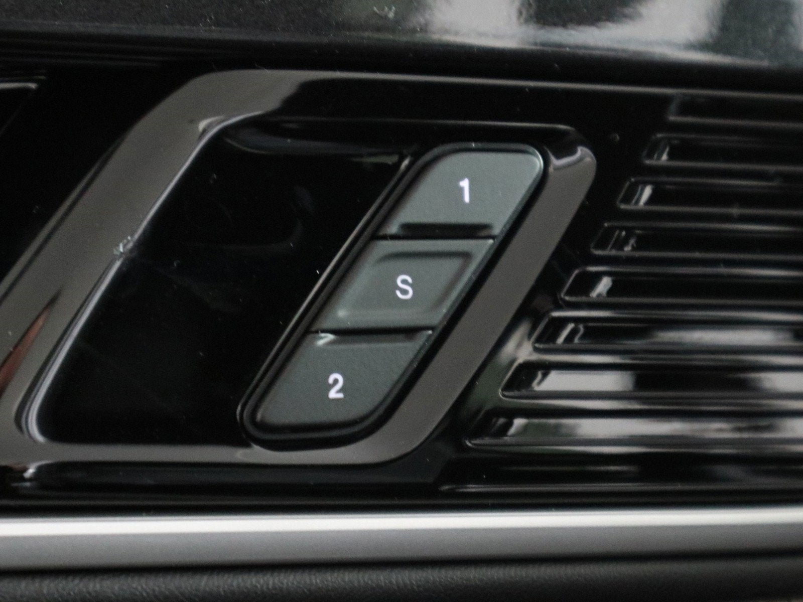 2024 Jeep Wagoneer Base 4x4