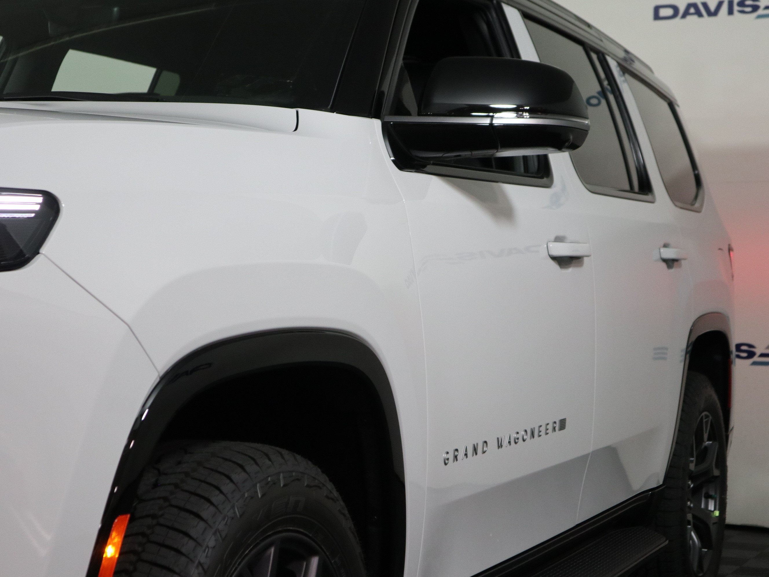 2027 Jeep Grand Wagoneer Upland 4x4