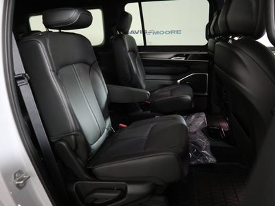 2027 Jeep Grand Wagoneer Upland 4x4