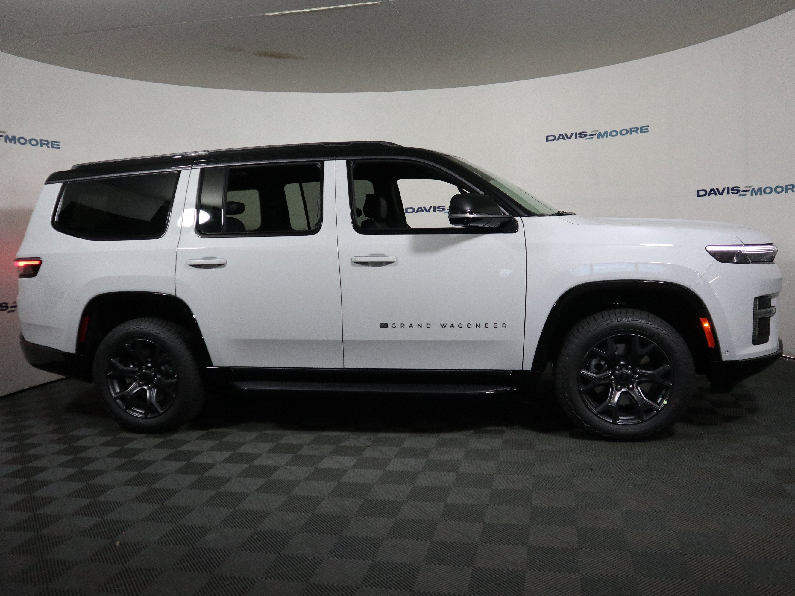 2027 Jeep Grand Wagoneer Upland 4x4