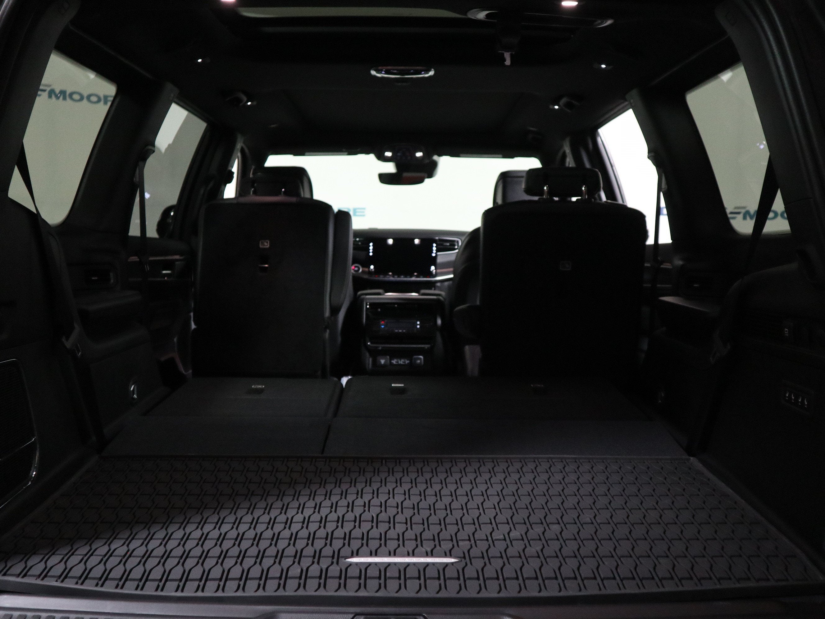 2027 Jeep Grand Wagoneer Upland 4x4